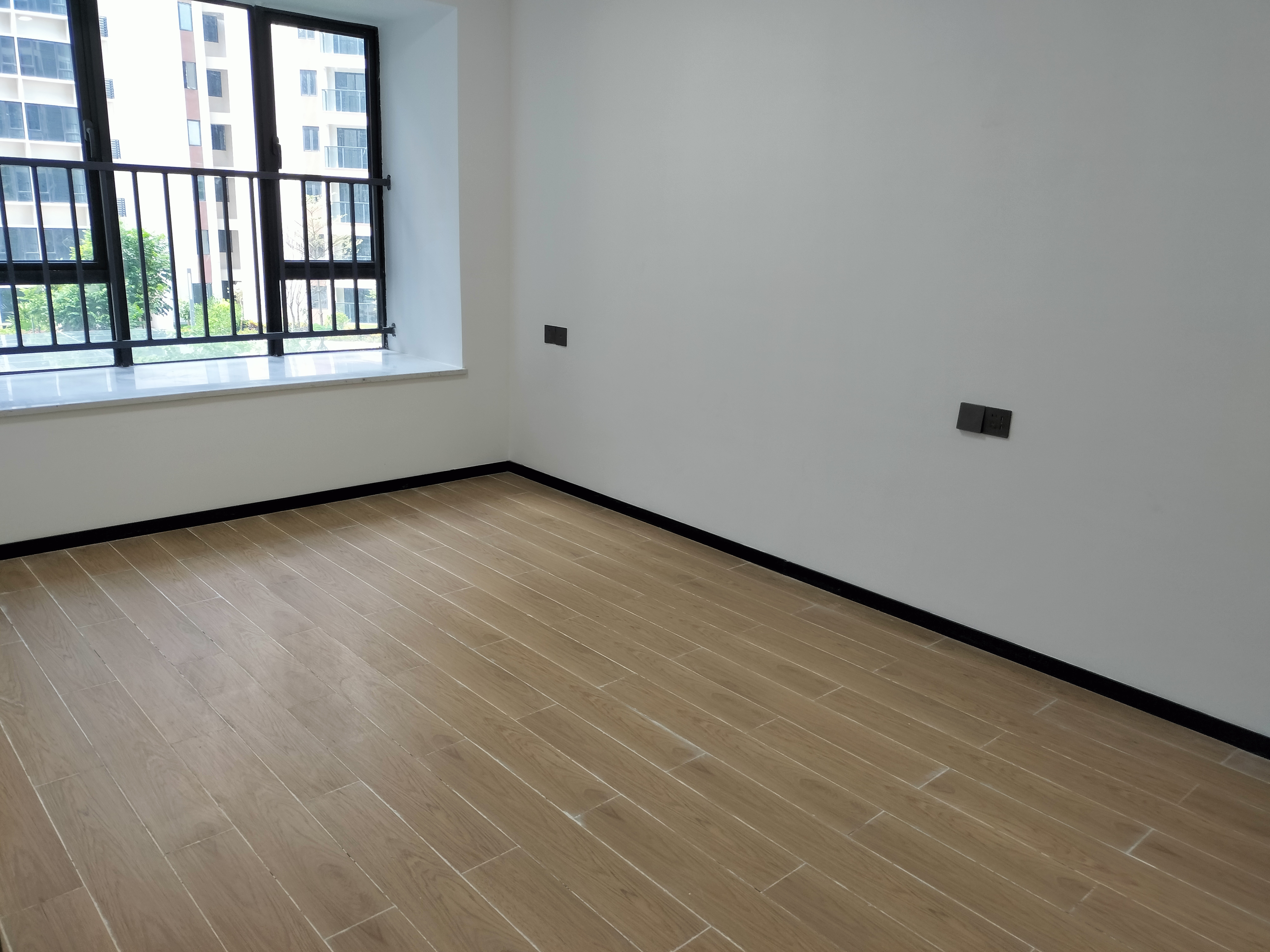 瑞和园 4室2厅2卫 2500.0元/月 瑞和园 4室2厅2卫 2500.0元/月室内图