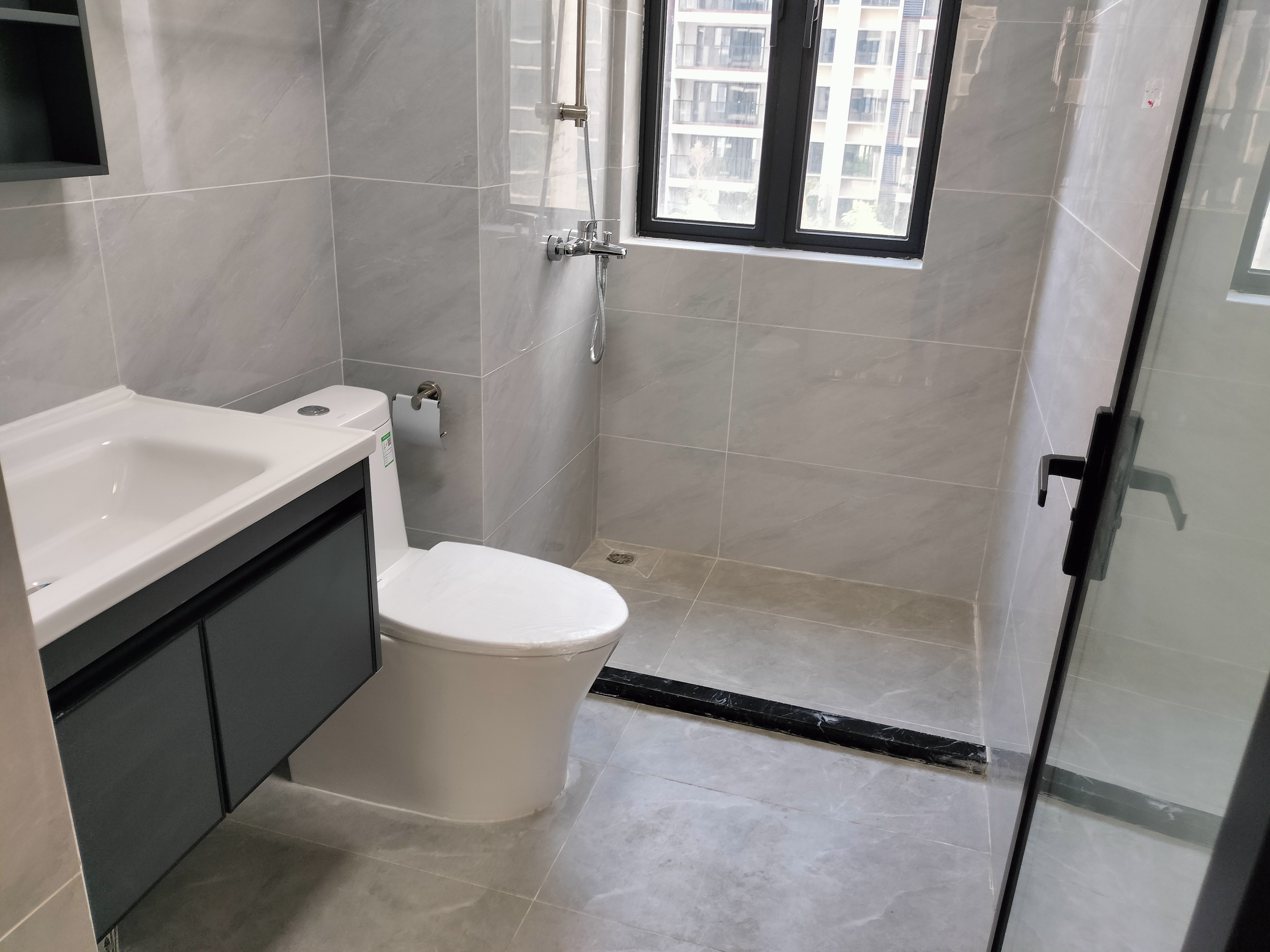 瑞和园 4室2厅2卫 2500.0元/月 瑞和园 4室2厅2卫 2500.0元/月室内图