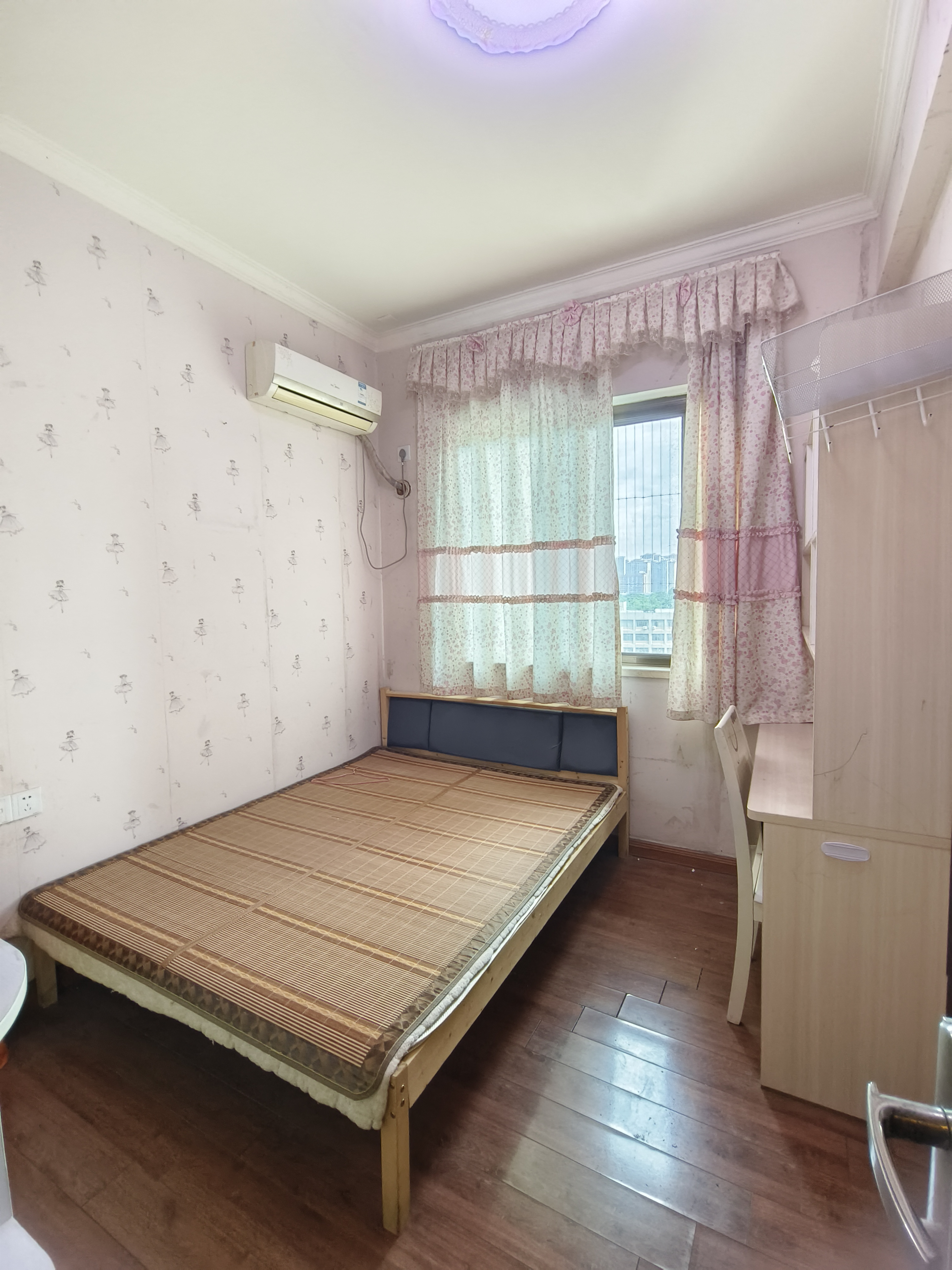 碧桂园 3室2厅2卫 1800.0元/月 碧桂园 3室2厅2卫 1800.0元/月室内图