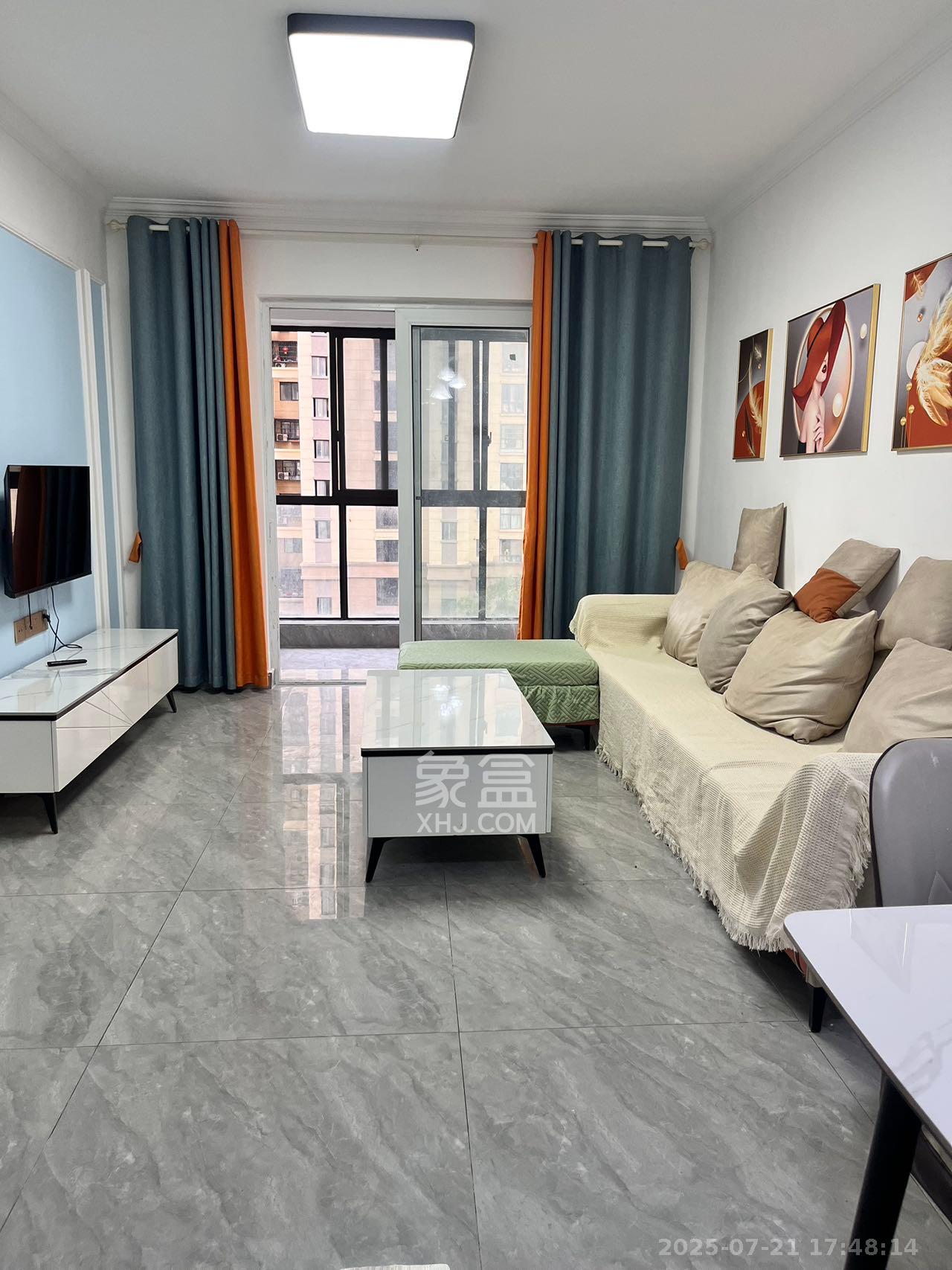 绿地新都会  3室2厅1卫    2100.0元/月 绿地新都会  3室2厅1卫    2100.0元/月