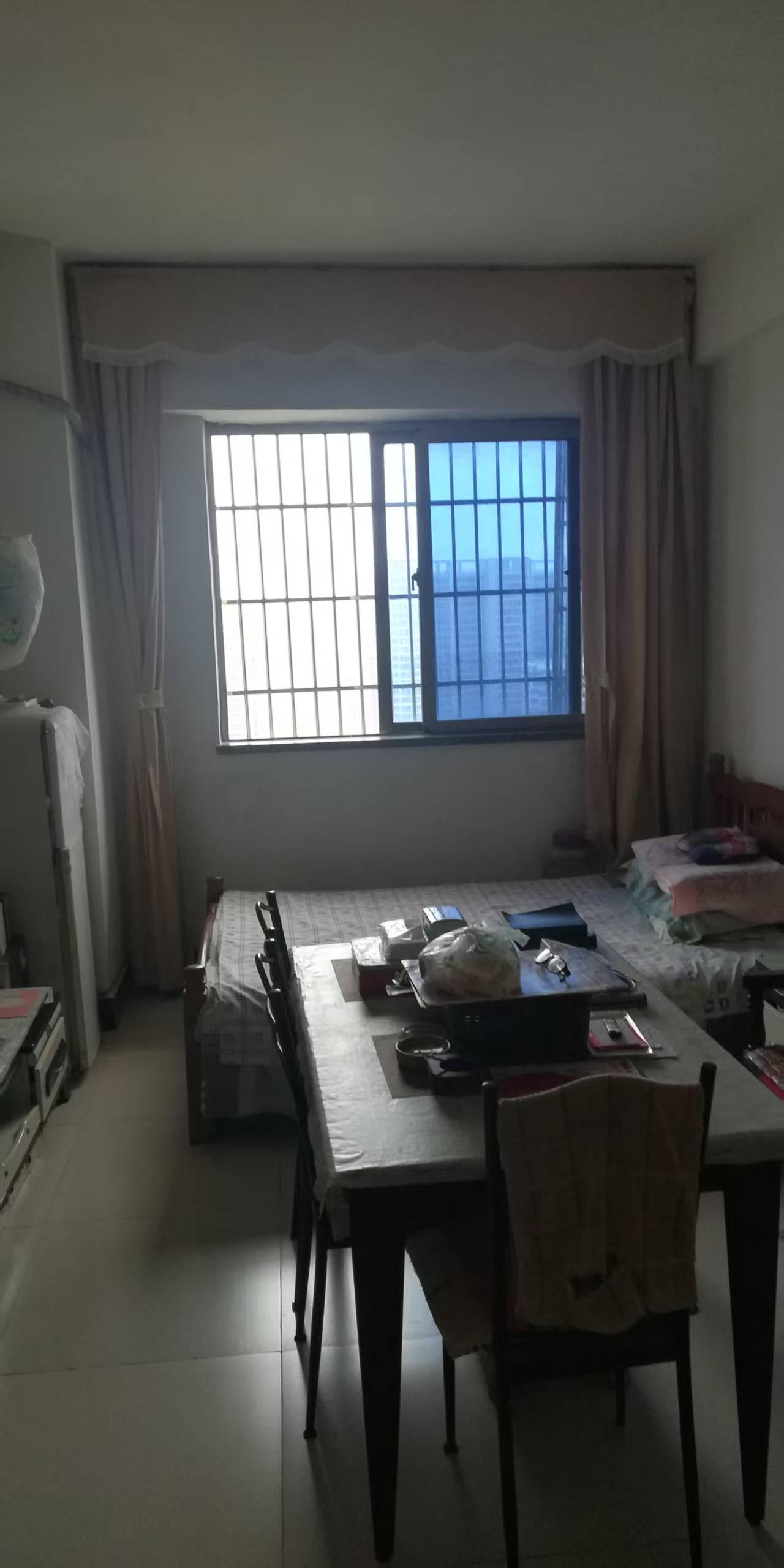 凤翔大厦  1室1厅1卫   49.00万客厅