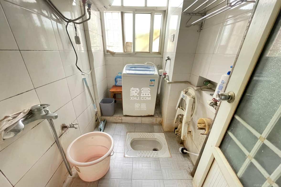 科技职院教师宿舍 2室2厅1卫 1200.0元/月 科技职院教师宿舍 2室2厅1卫 1200.0元/月室内图