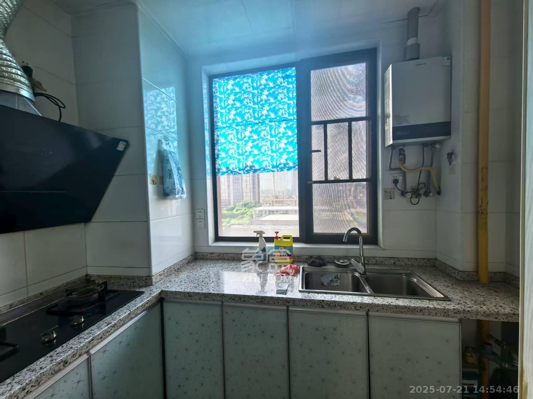 中建信和城 1室2厅2卫 2700.0元/月 中建信和城 1室2厅2卫 2700.0元/月室内图