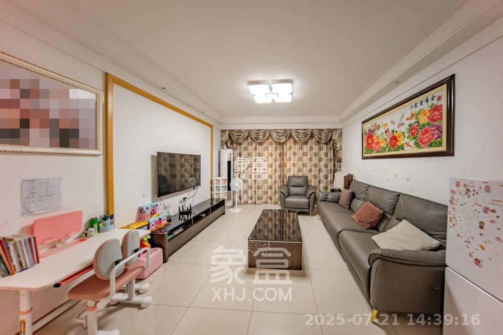 中海国际四期  3室2厅2卫    2200.0元/月 中海国际四期  3室2厅2卫    2200.0元/月室内图