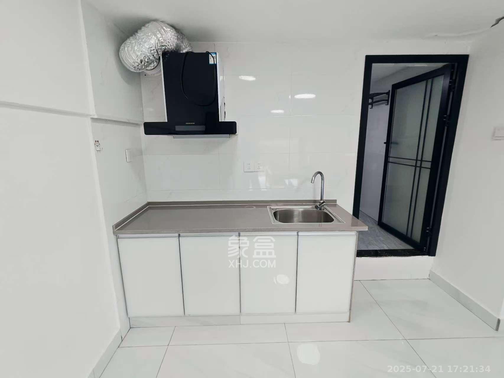 天麓轻奢国际 1室0厅0卫 1100.0元/月 天麓轻奢国际 1室0厅0卫 1100.0元/月室内图