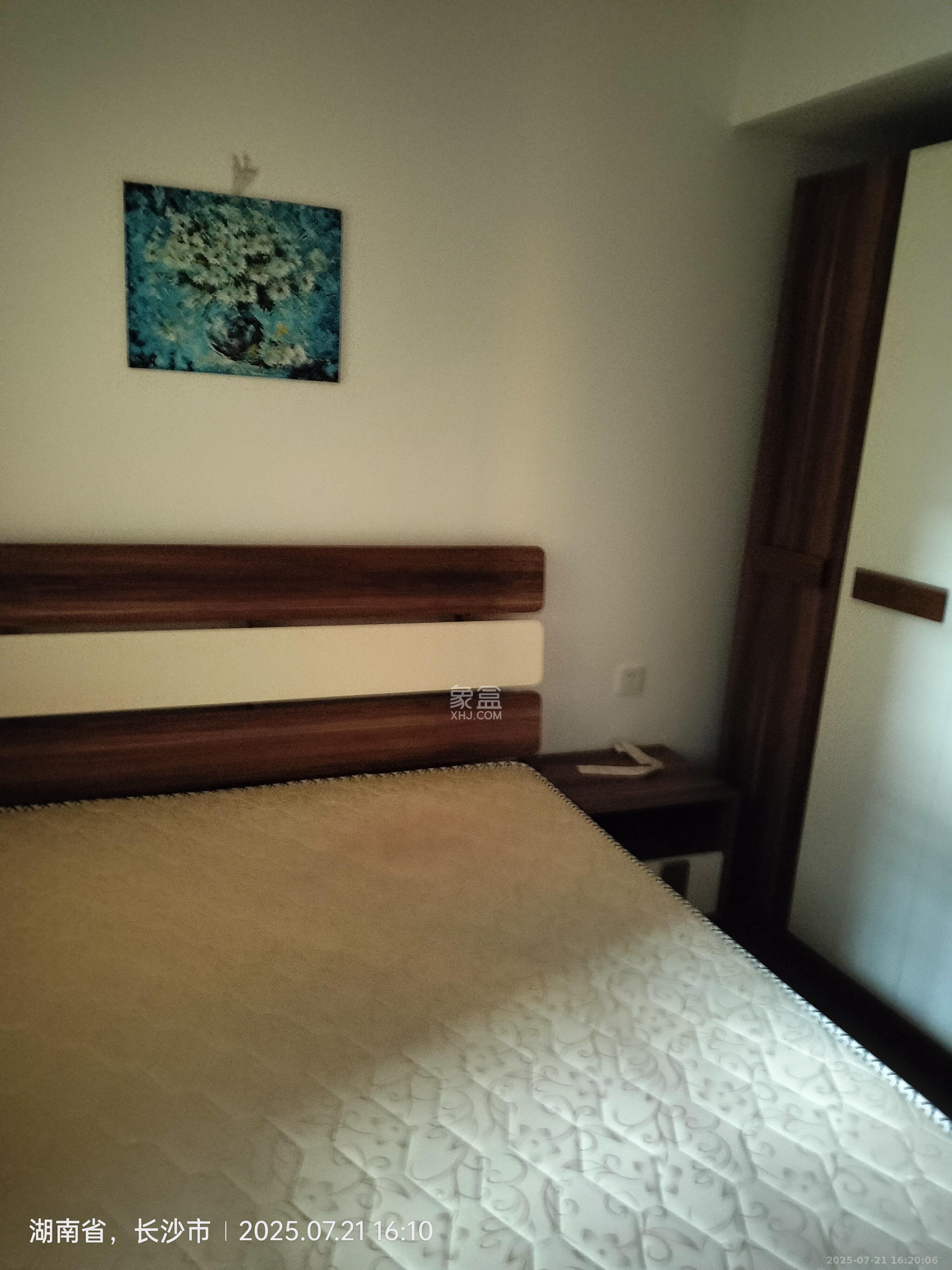 万科白鹭郡 3室2厅1卫 2600.0元/月 万科白鹭郡 3室2厅1卫 2600.0元/月室内图