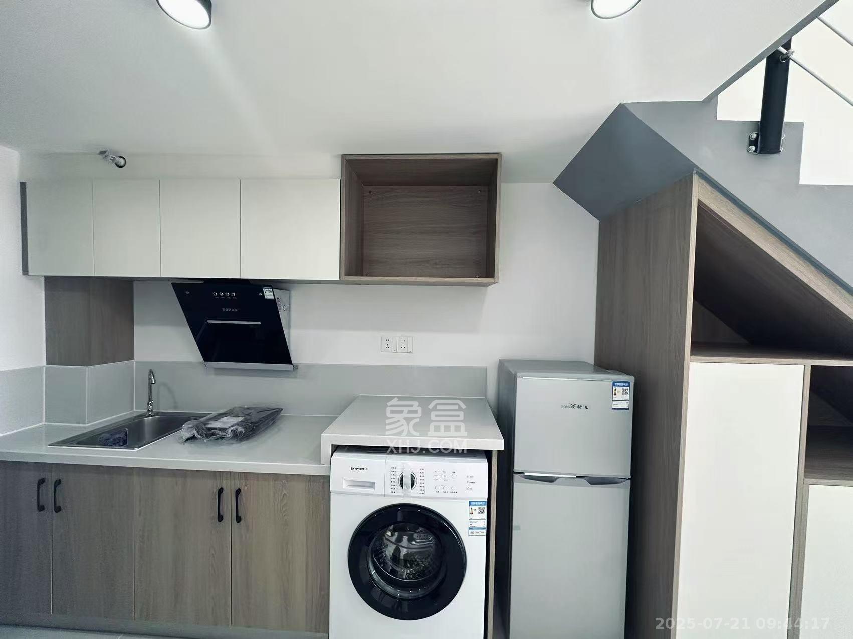 中天星耀荟 1室1厅1卫 1750.0元/月 中天星耀荟 1室1厅1卫 1750.0元/月室内图