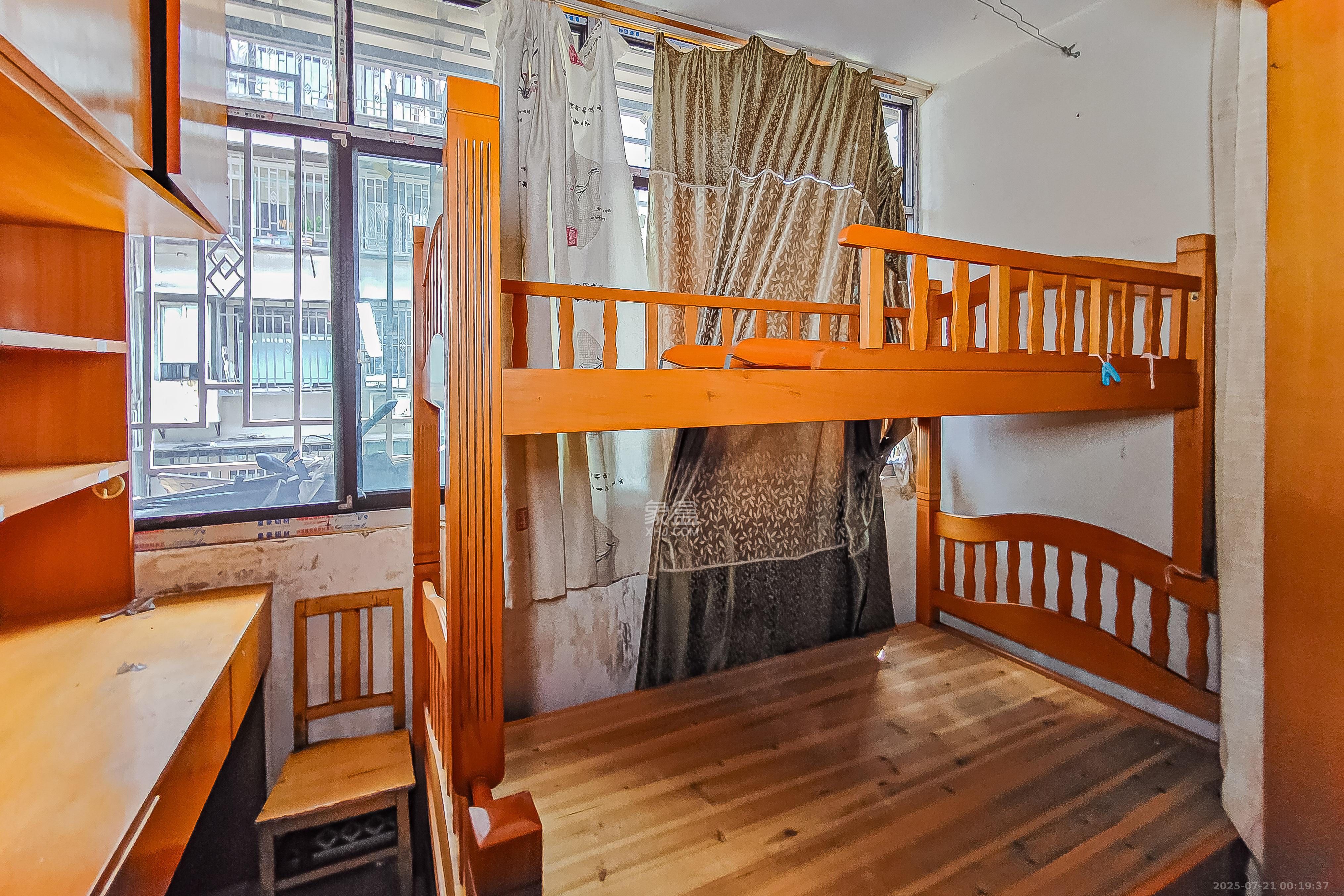 文庙坪小区  2室1厅1卫    62.8万 文庙坪小区  2室1厅1卫    62.8万卧室