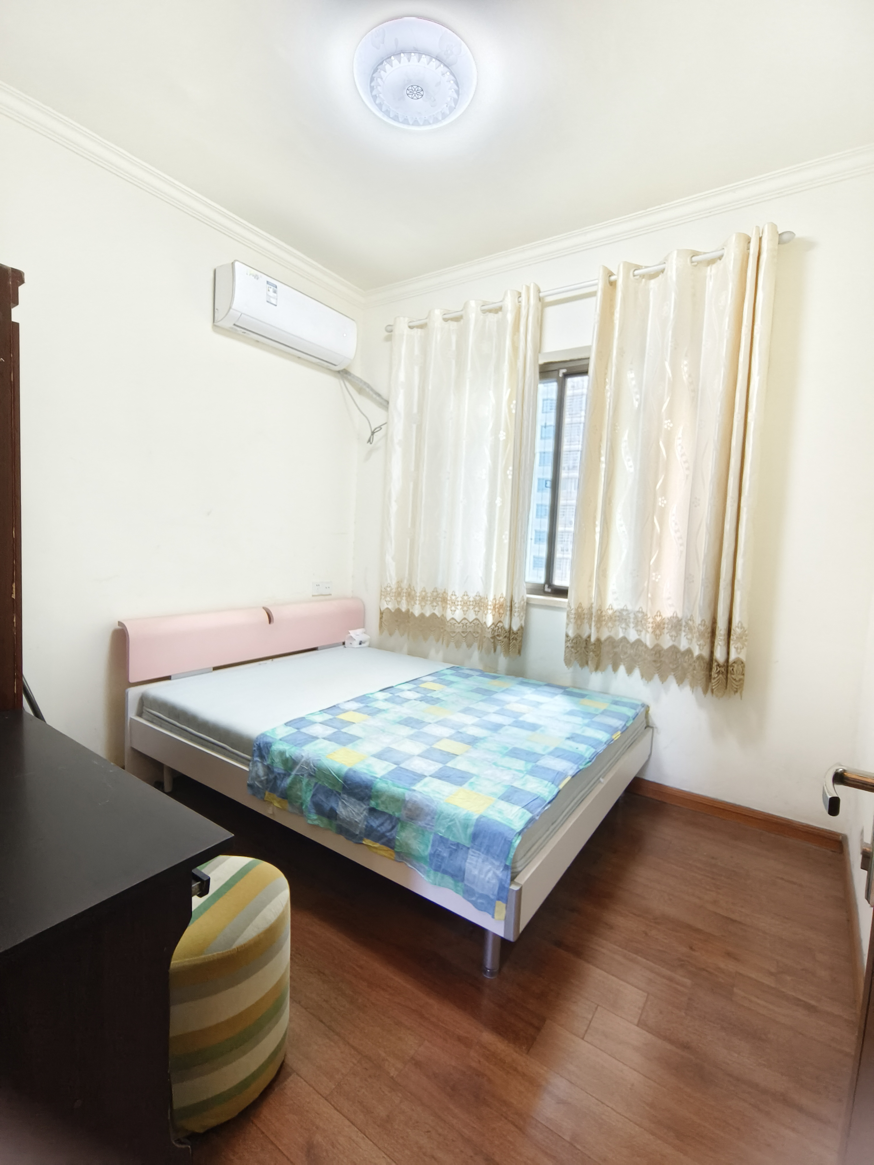 碧桂园 3室2厅2卫 1800.0元/月 碧桂园 3室2厅2卫 1800.0元/月室内图