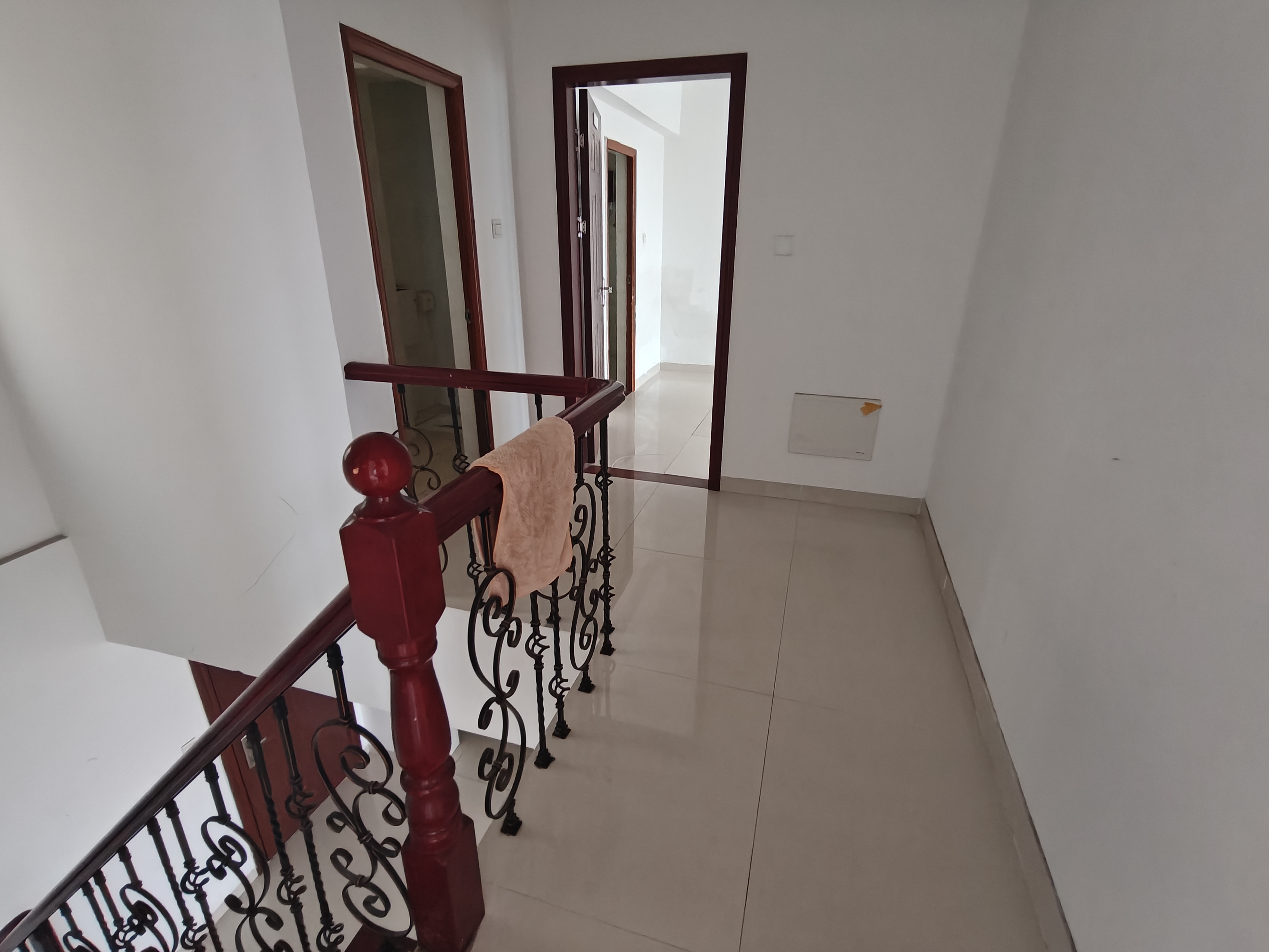 正业广场 4室2厅2卫 4000.0元/月 正业广场 4室2厅2卫 4000.0元/月室内图