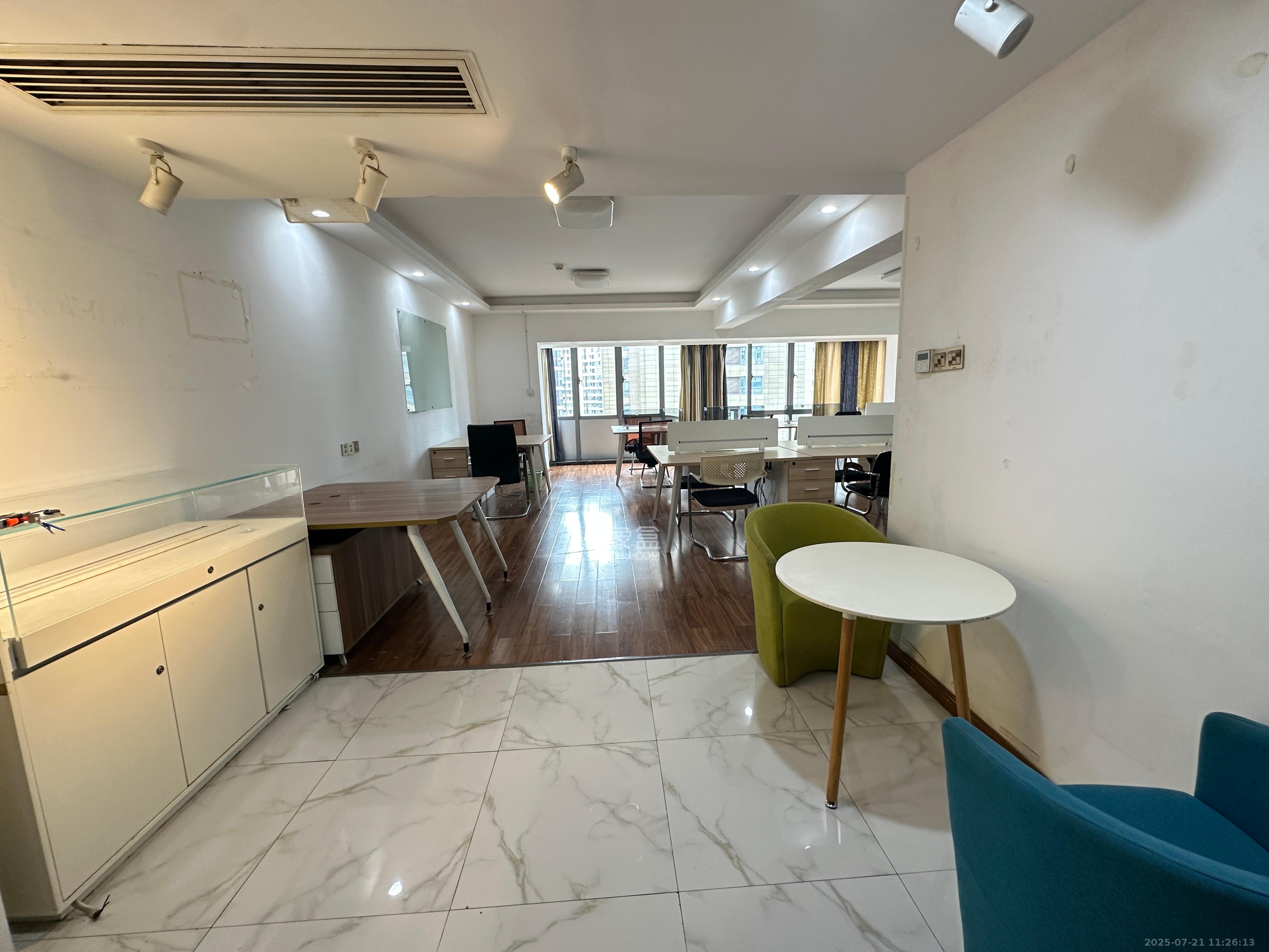 保利国际广场  1室0厅0卫    5500.0元/月室内图