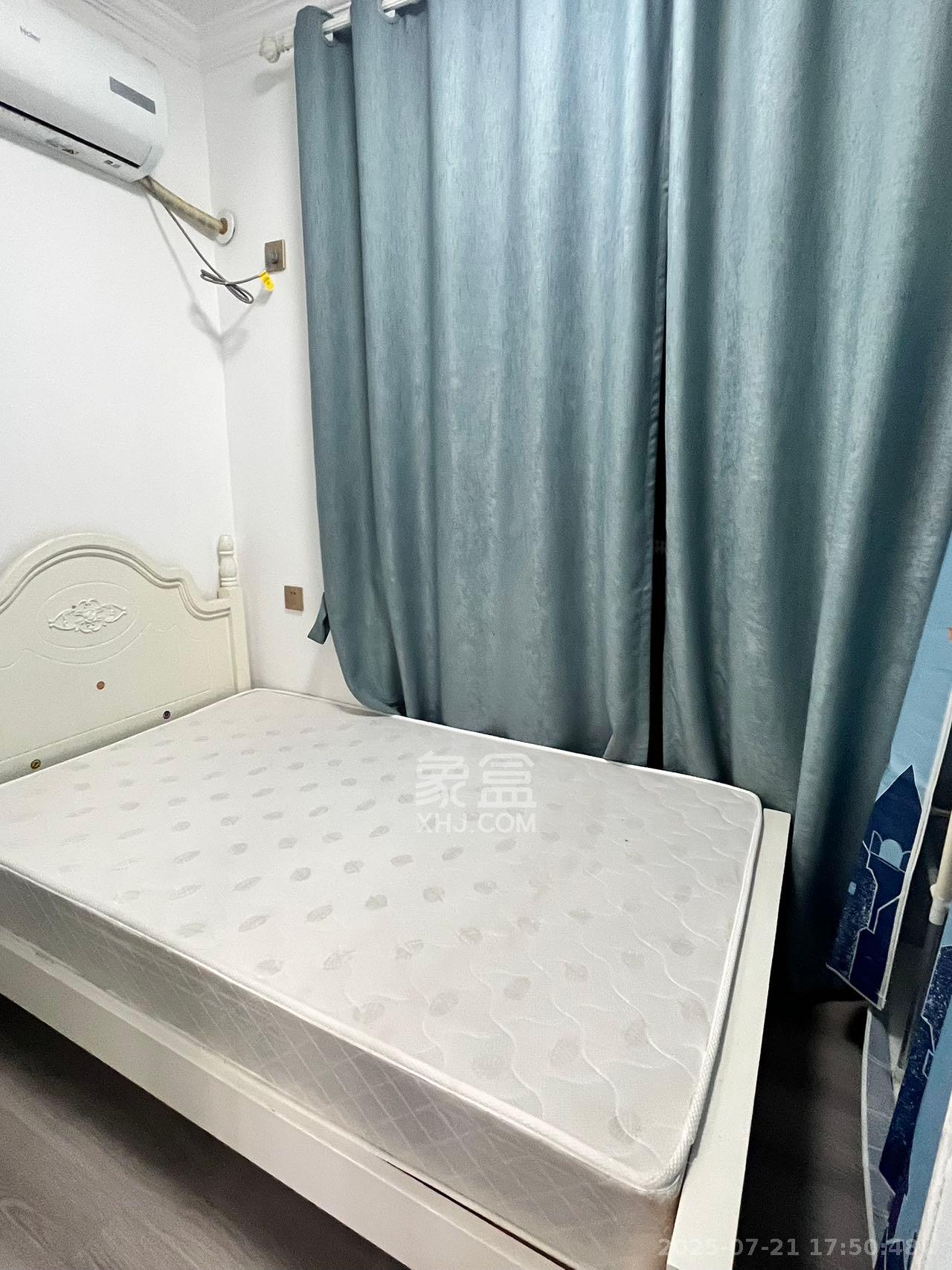 绿地新都会  3室2厅1卫    2100.0元/月 绿地新都会  3室2厅1卫    2100.0元/月室内图