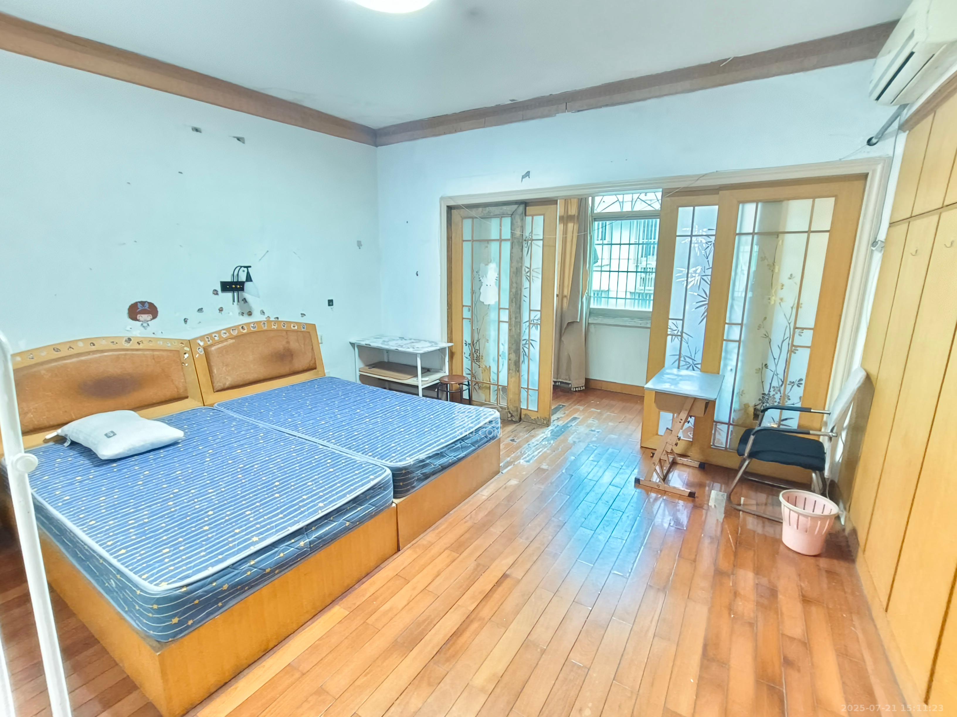 南门口晏家塘社区  2室2厅1卫    1500.0元/月室内图