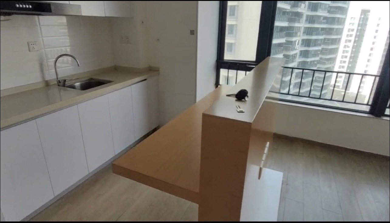 保利中央海岸三期熙园  2室2厅1卫    2500.0元/月 保利中央海岸三期熙园  2室2厅1卫    2500.0元/月室内图