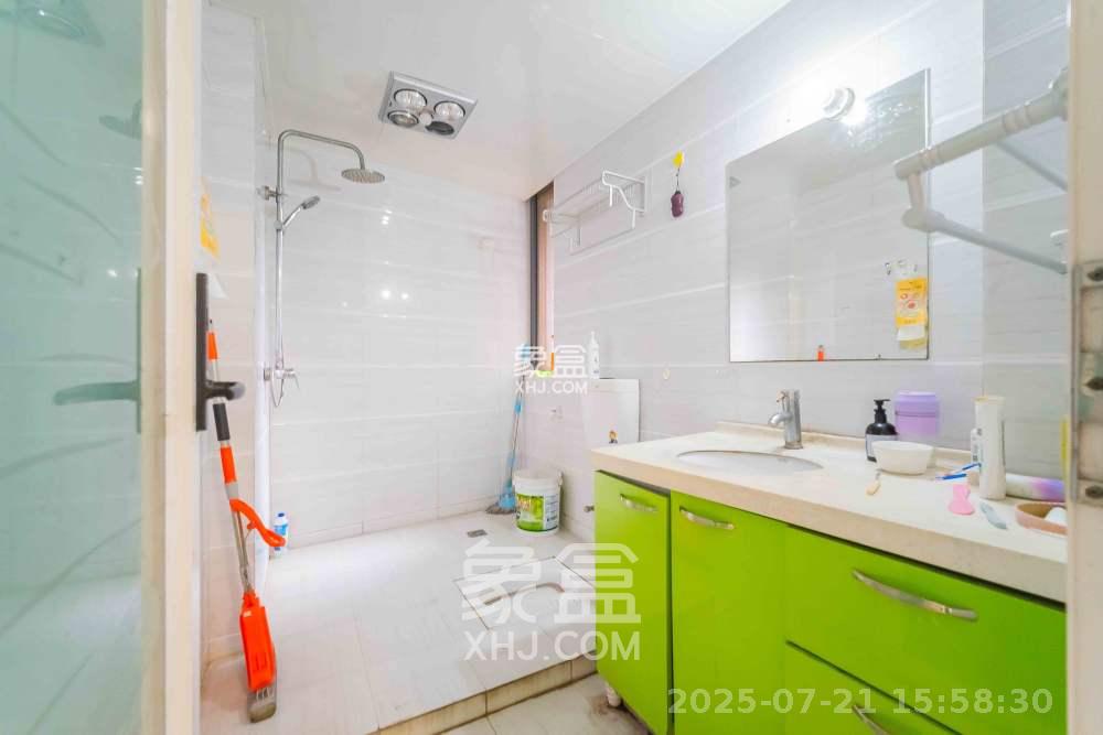 优山美地 4室2厅2卫 2500.0元/月 优山美地 4室2厅2卫 2500.0元/月室内图