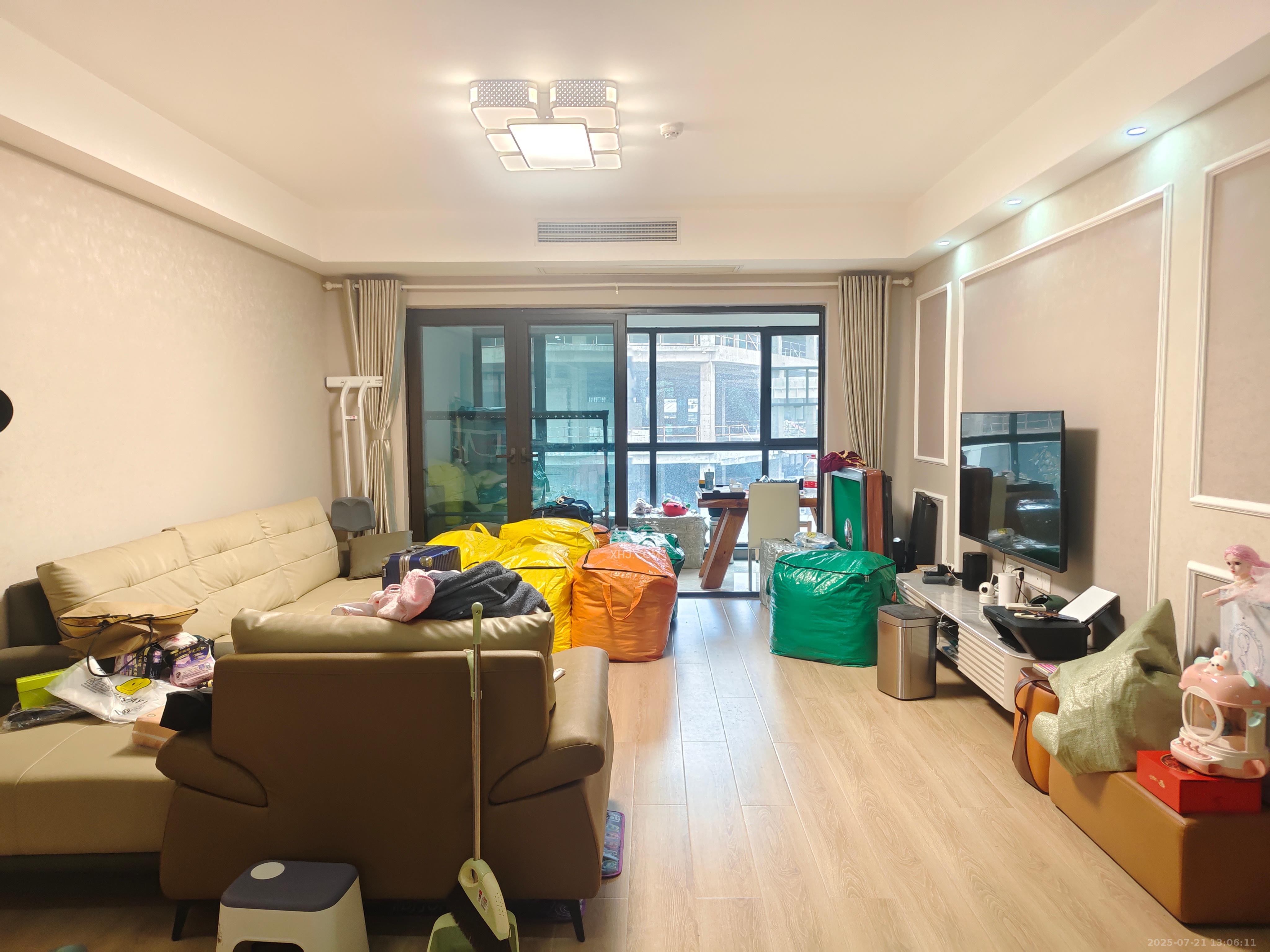 晟通牡丹舸  4室2厅2卫    3900.0元/月 晟通牡丹舸  4室2厅2卫    3900.0元/月室内图