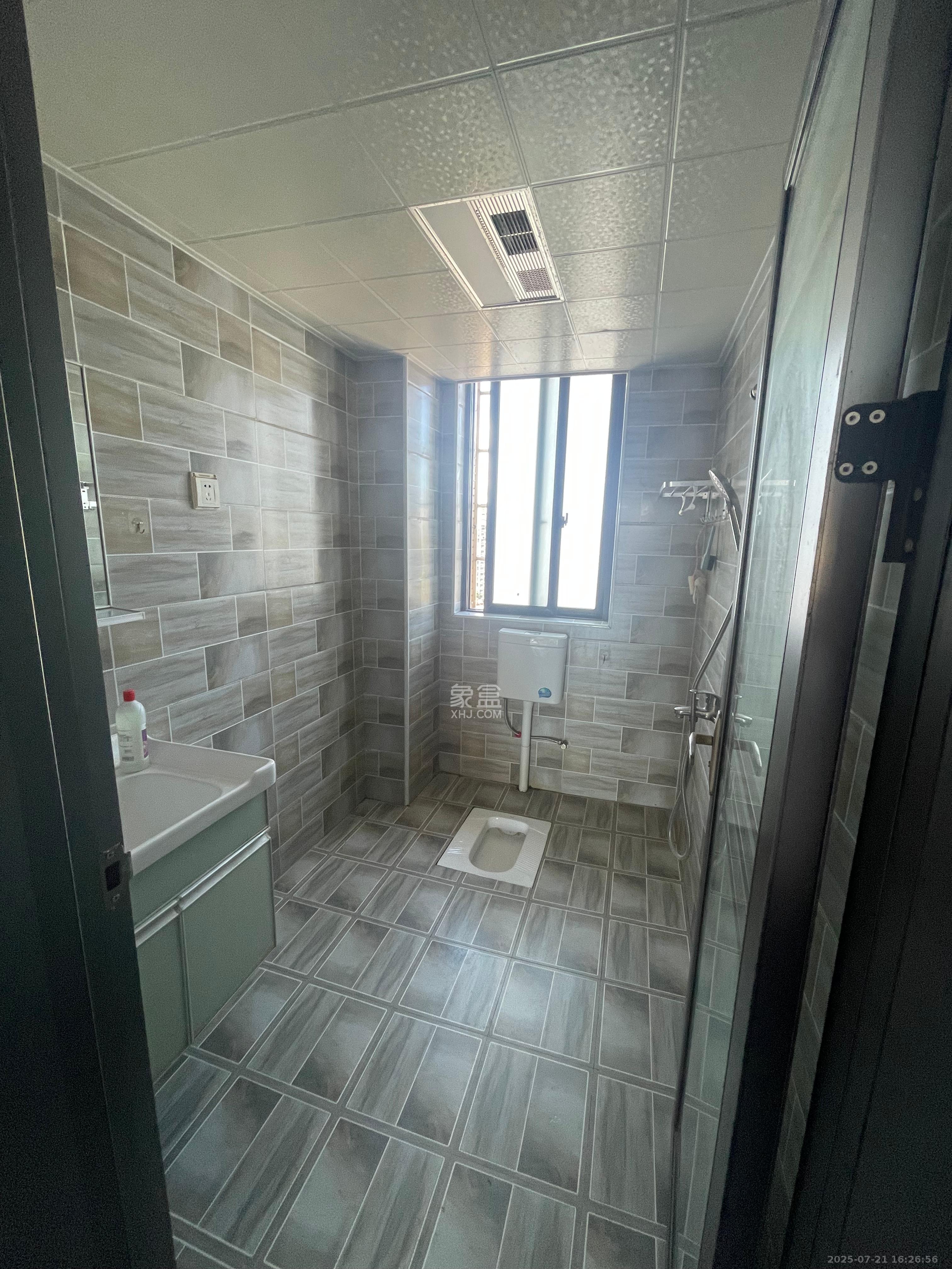 中悦领秀城 4室2厅0卫 2000.0元/月 中悦领秀城 4室2厅0卫 2000.0元/月室内图