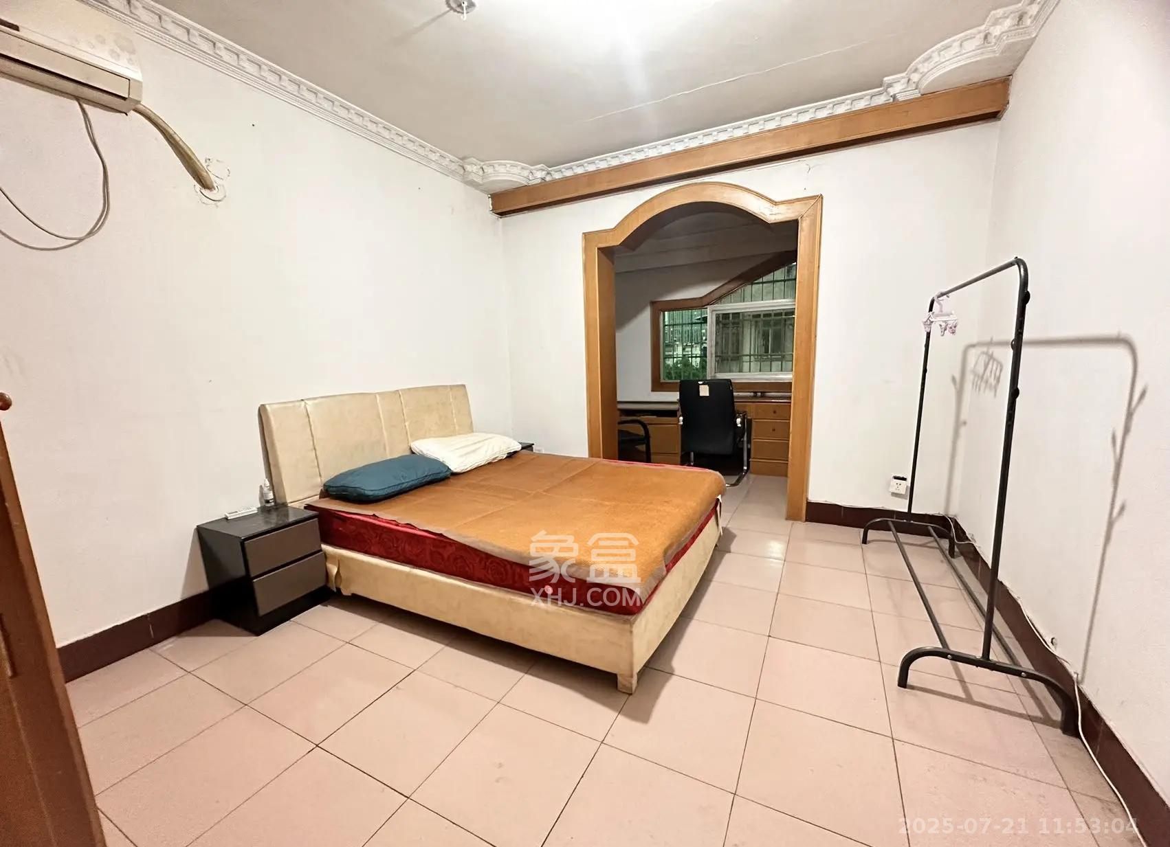 恒达花园 2室2厅1卫 1500.0元/月 恒达花园 2室2厅1卫 1500.0元/月室内图