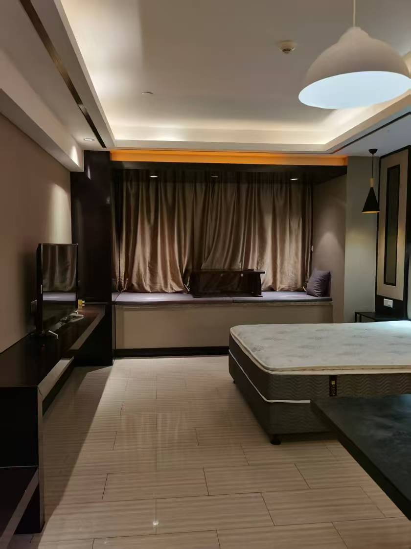 海航国际广场 1室1厅1卫 2500.0元/月 海航国际广场 1室1厅1卫 2500.0元/月室内图