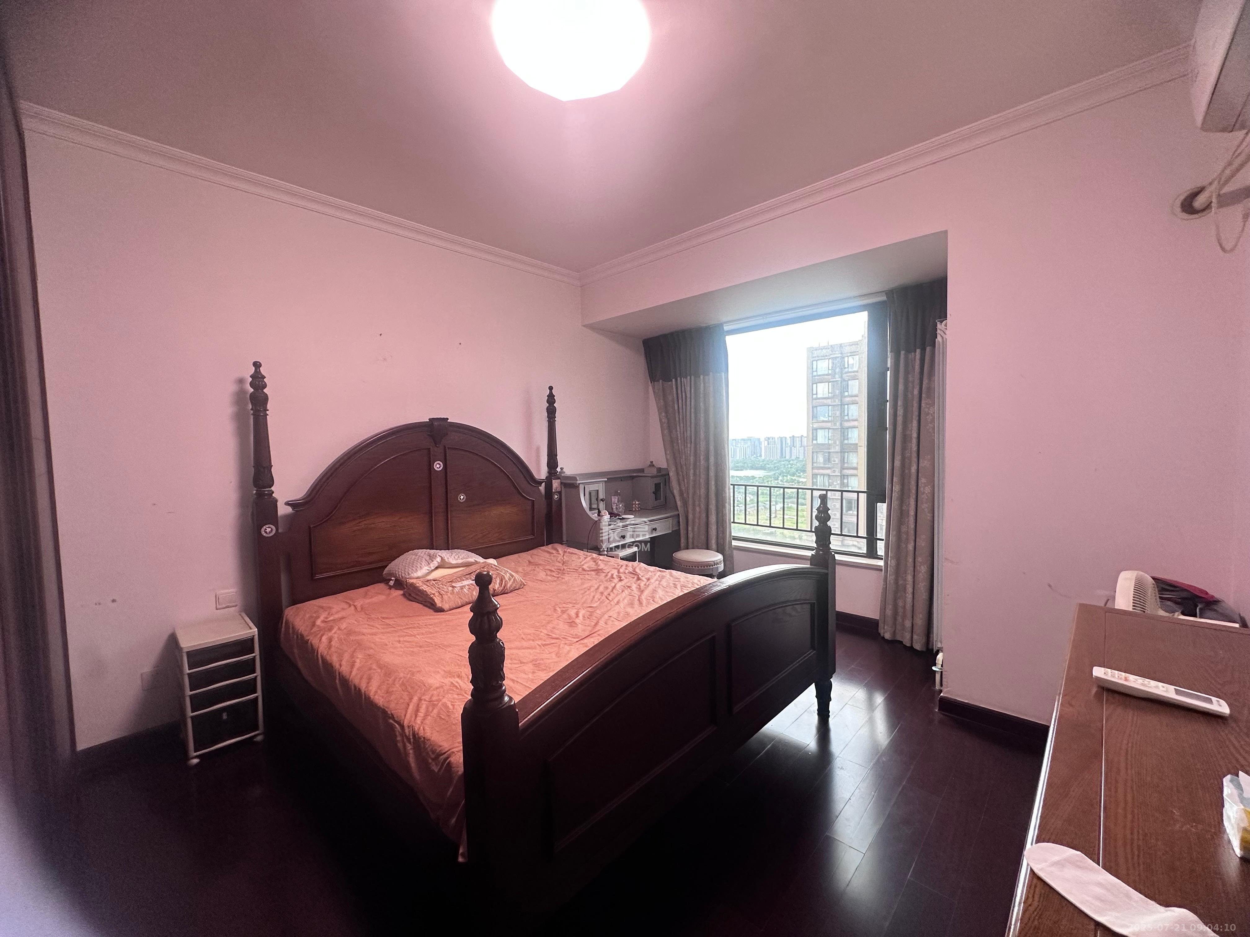 中海国际一期  4室2厅2卫    2600.0元/月室内图