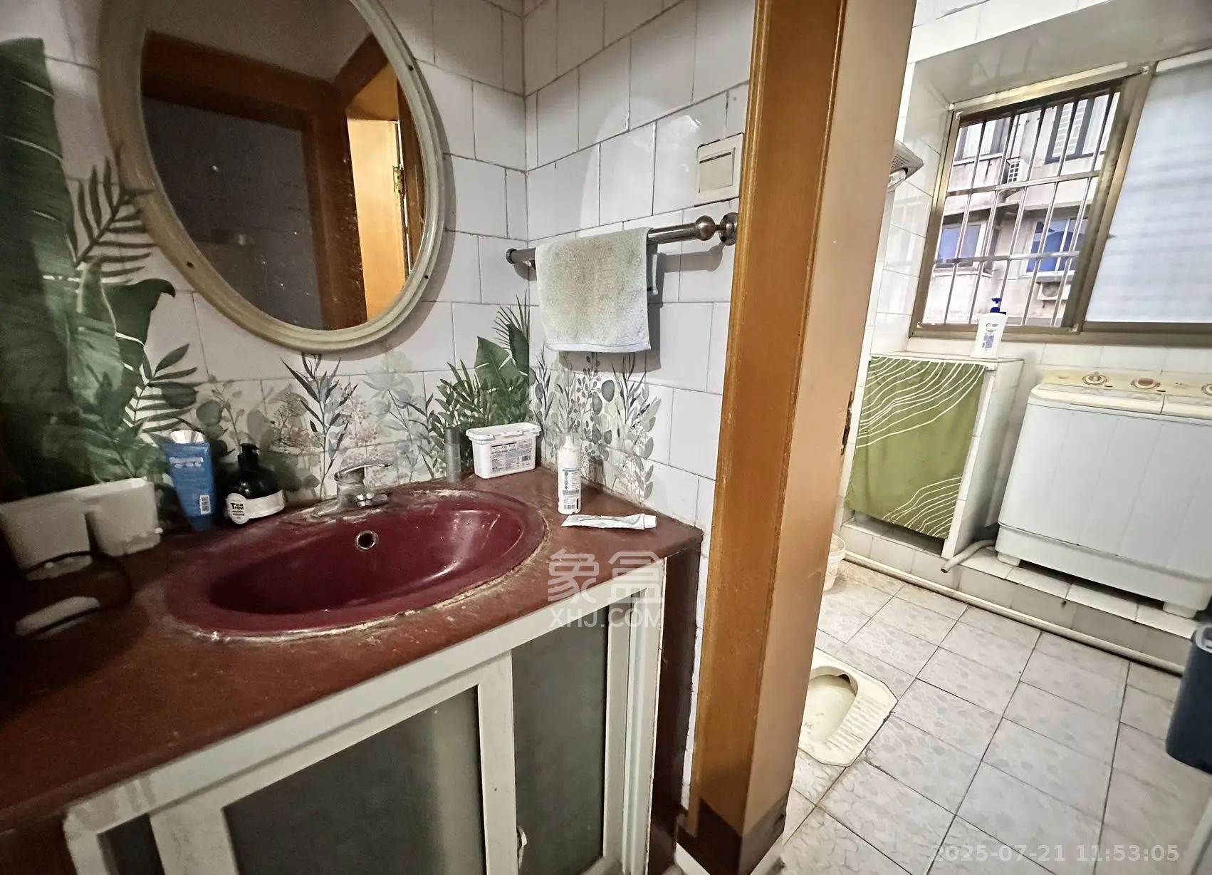 恒达花园 2室2厅1卫 1500.0元/月 恒达花园 2室2厅1卫 1500.0元/月室内图