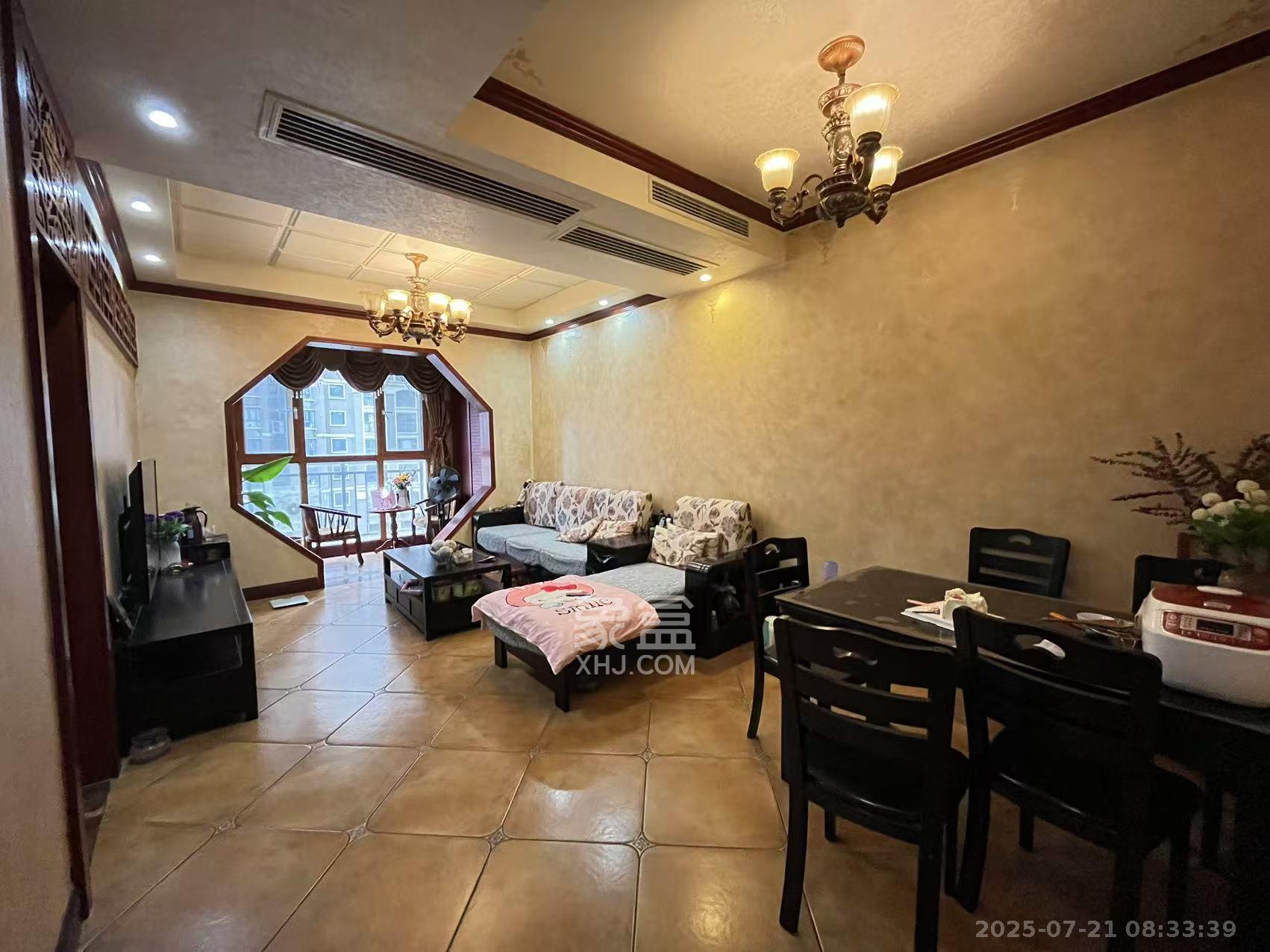 东方名苑臻锦园 3室2厅2卫 2100.0元/月 东方名苑臻锦园 3室2厅2卫 2100.0元/月室内图