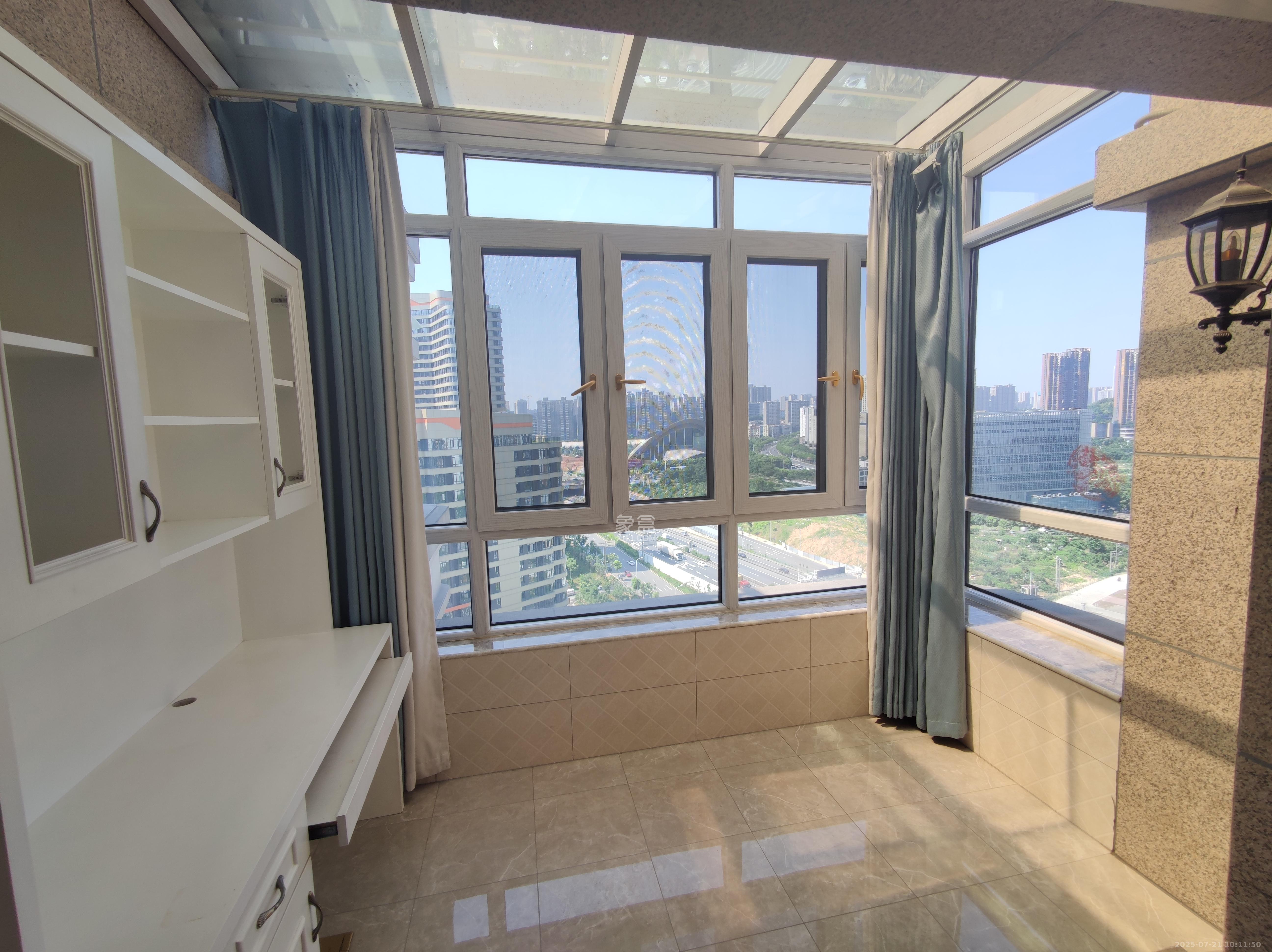 明昇壹城(明昇时代广场)一期 3室2厅2卫 3000.0元/月 明昇壹城(明昇时代广场)一期 3室2厅2卫 3000.0元/月室内图