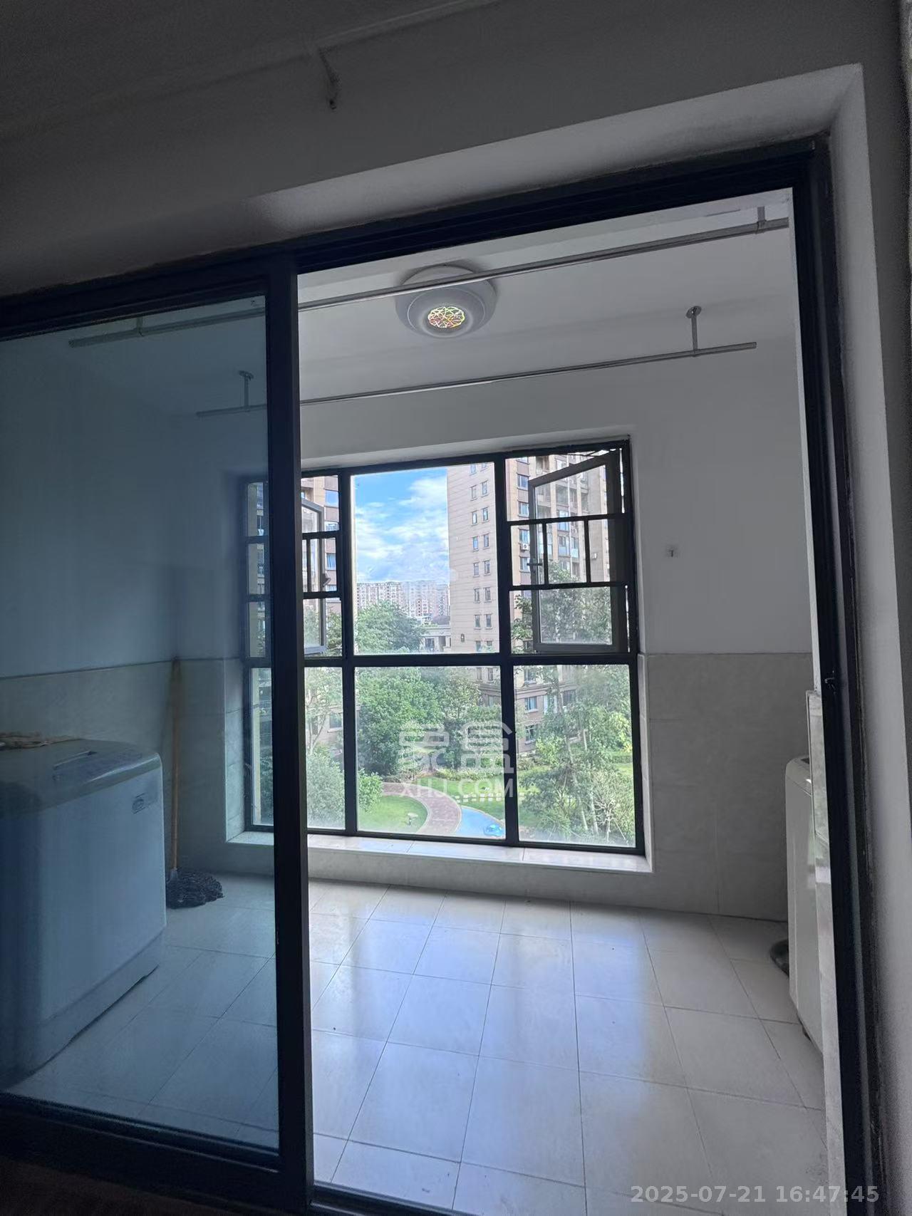 卢浮原著  2室2厅1卫    1500.0元/月室内图