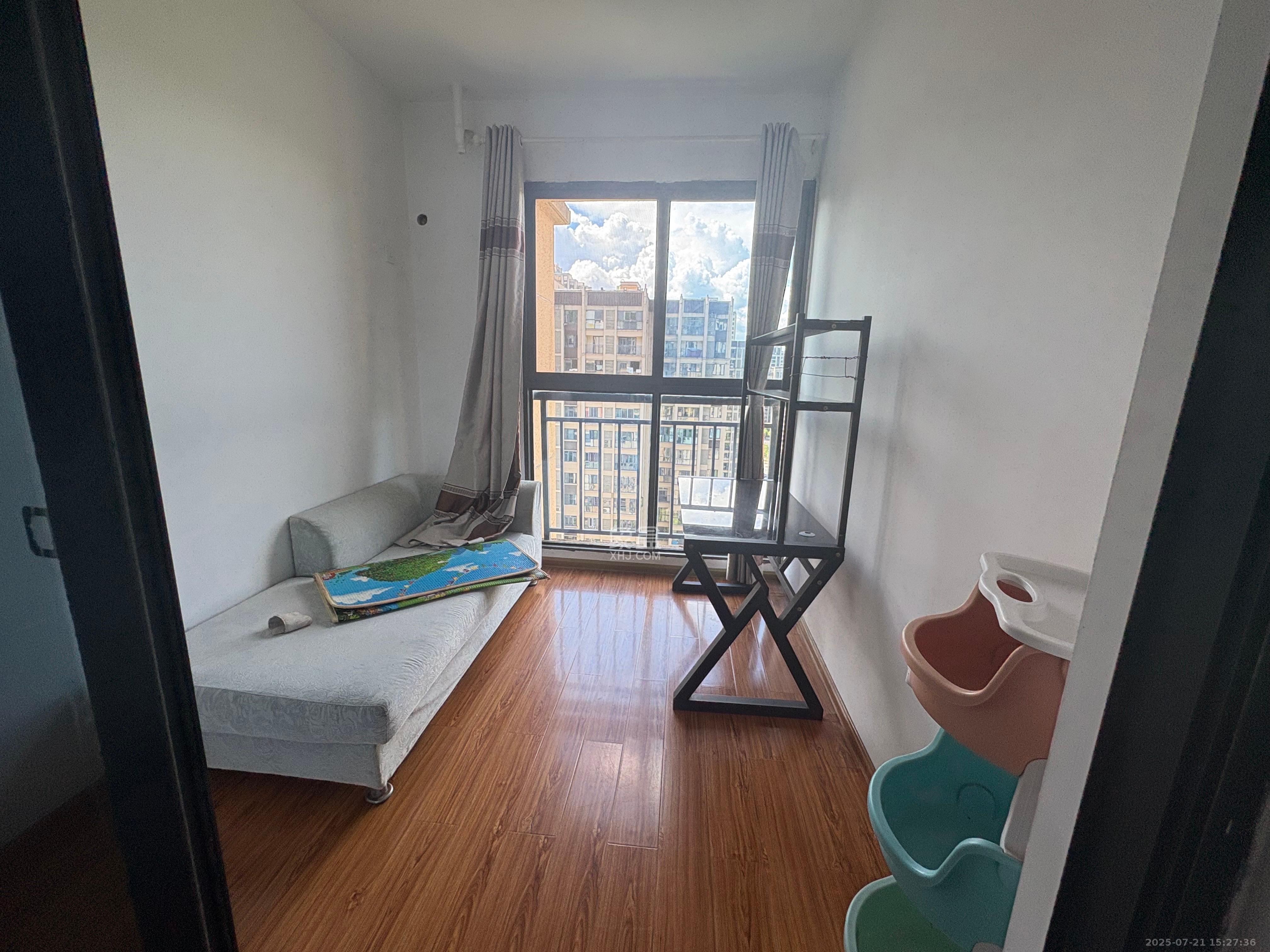 君康家园(梅溪湖七喜街)  4室2厅2卫    3200.0元/月 君康家园(梅溪湖七喜街)  4室2厅2卫    3200.0元/月室内图