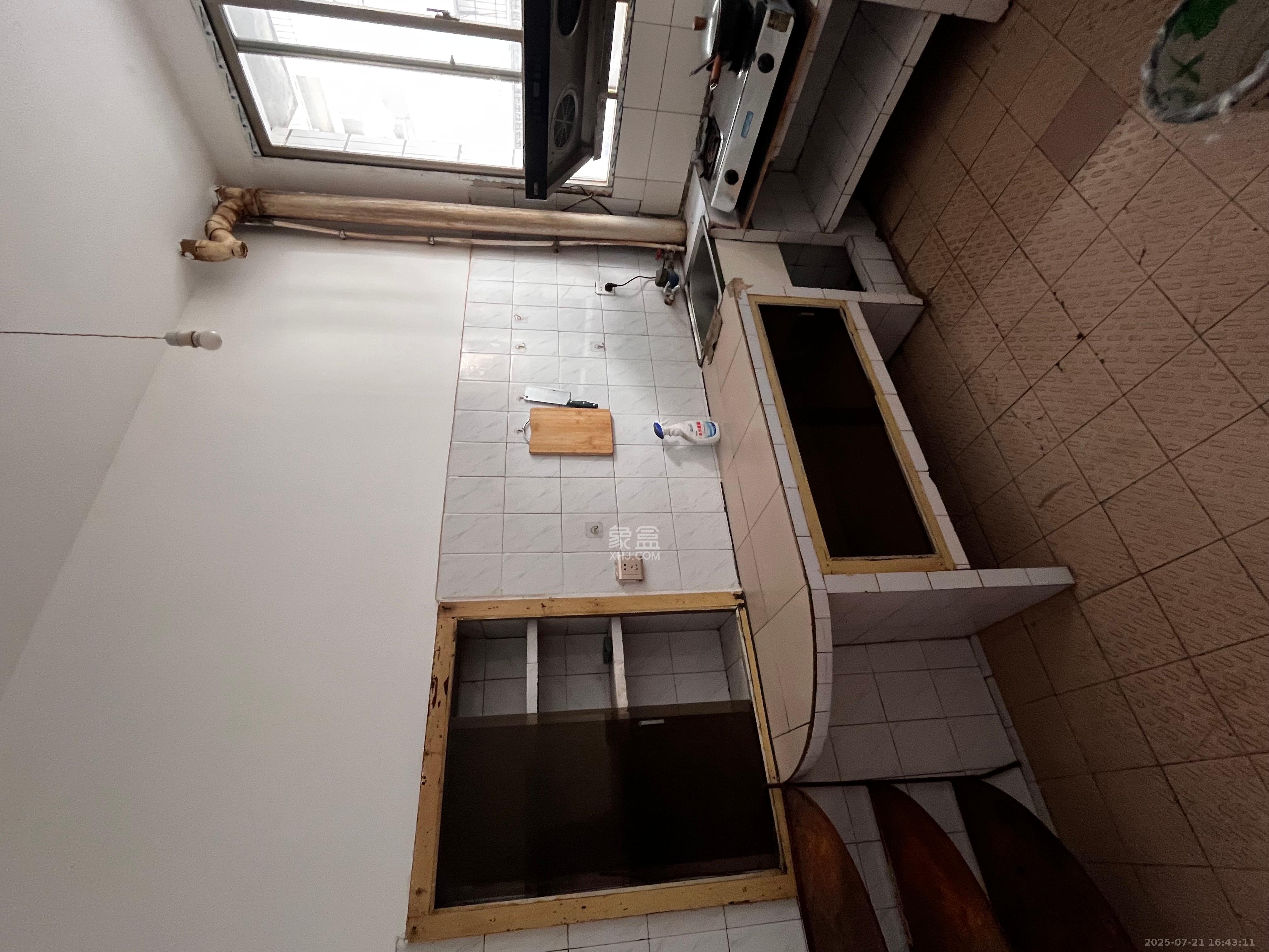 涧塘小区 2室1厅1卫 1600.0元/月 涧塘小区 2室1厅1卫 1600.0元/月室内图