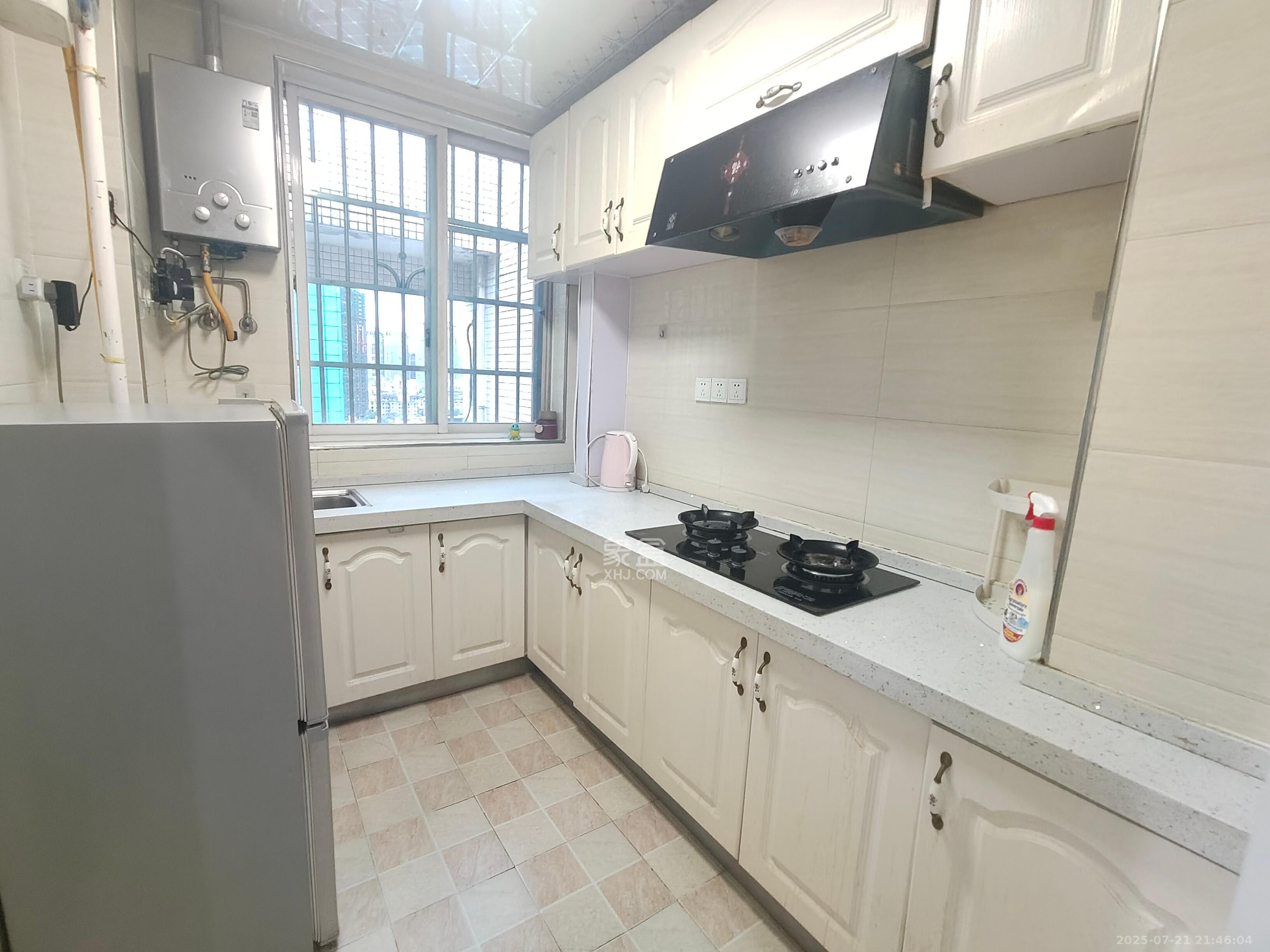 朝阳银座 3室1厅1卫 2000.0元/月 朝阳银座 3室1厅1卫 2000.0元/月室内图