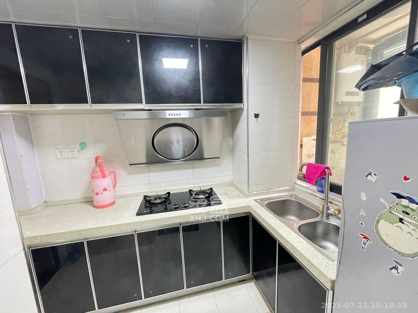 兴威帕克水岸  1室1厅1卫    1600.0元/月室内图