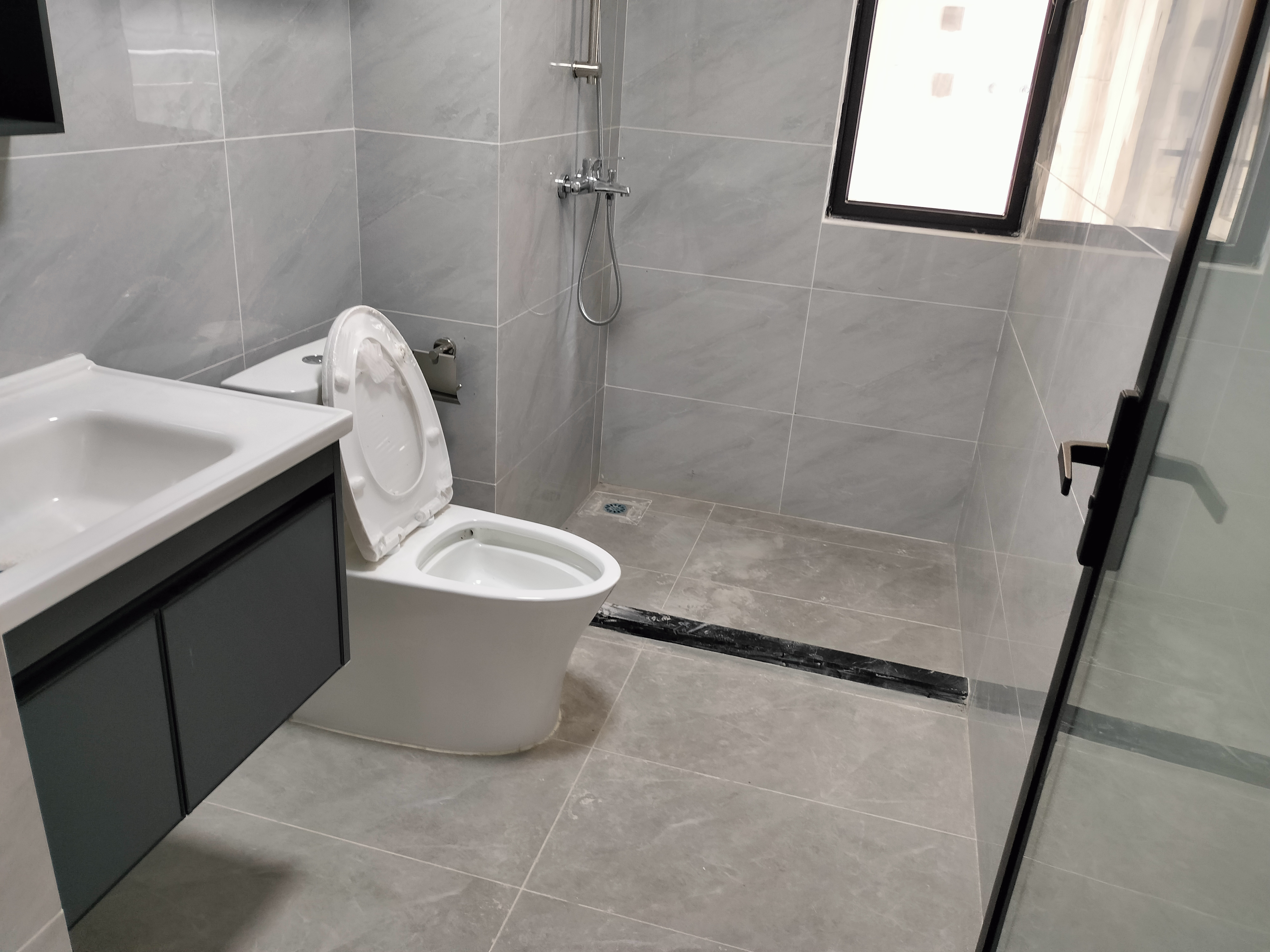 瑞和园 3室2厅1卫 2000.0元/月 瑞和园 3室2厅1卫 2000.0元/月室内图