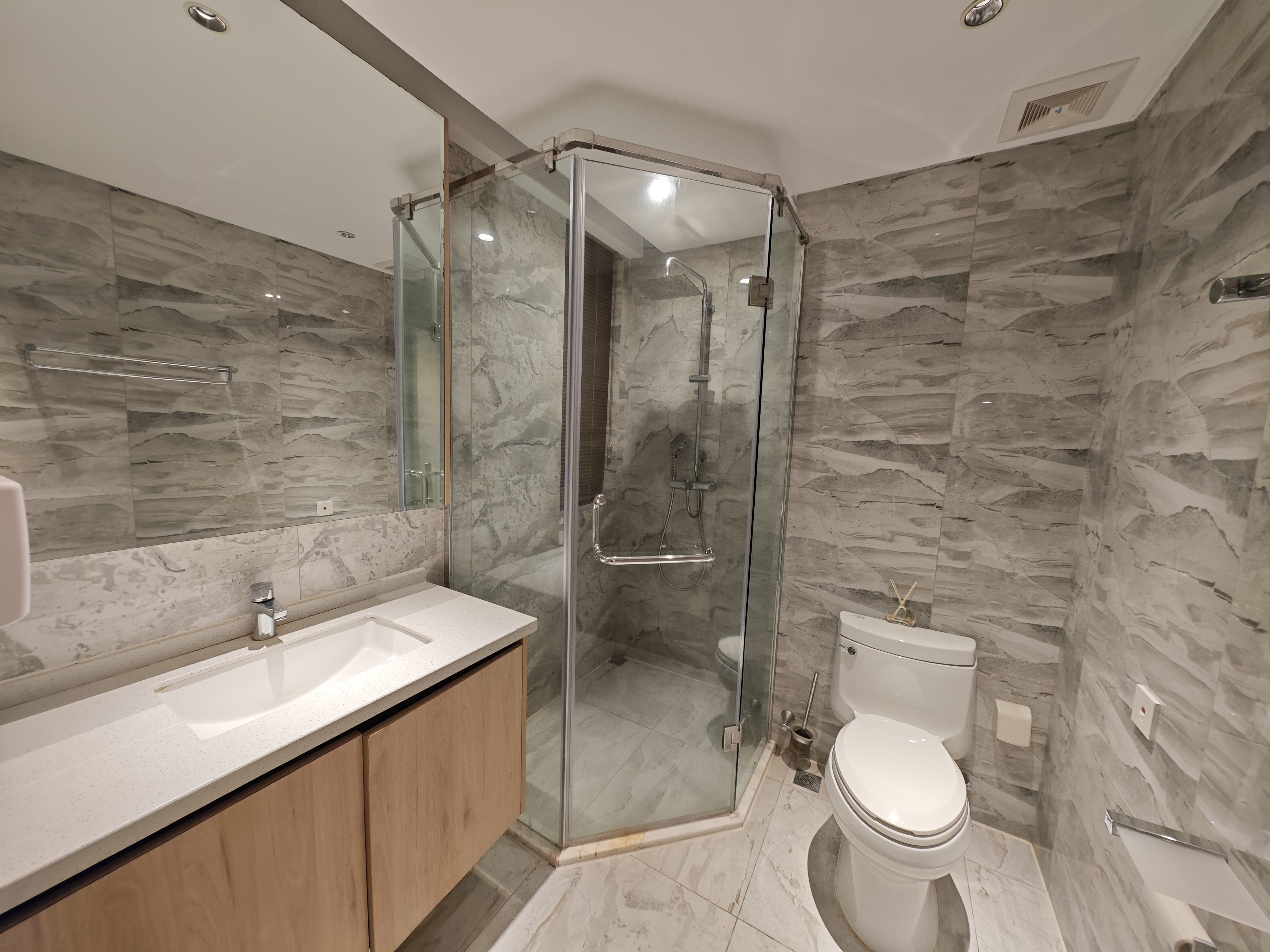 海航豪庭北苑 5室2厅4卫 10000.0元/月 海航豪庭北苑 5室2厅4卫 10000.0元/月室内图