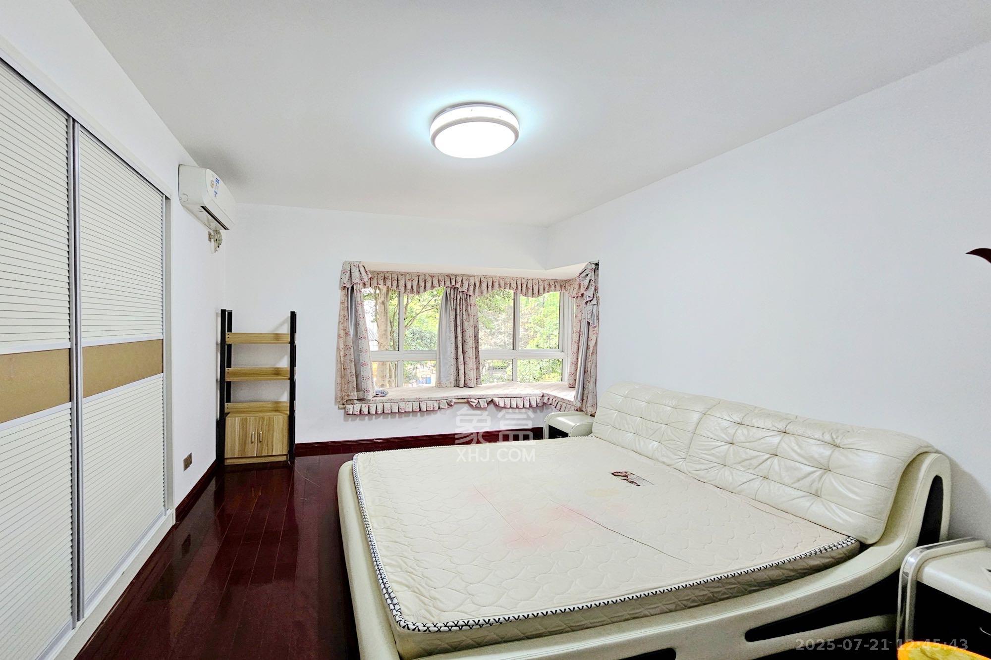 嘉宇盛世华章 3室1厅2卫 2900.0元/月 嘉宇盛世华章 3室1厅2卫 2900.0元/月室内图