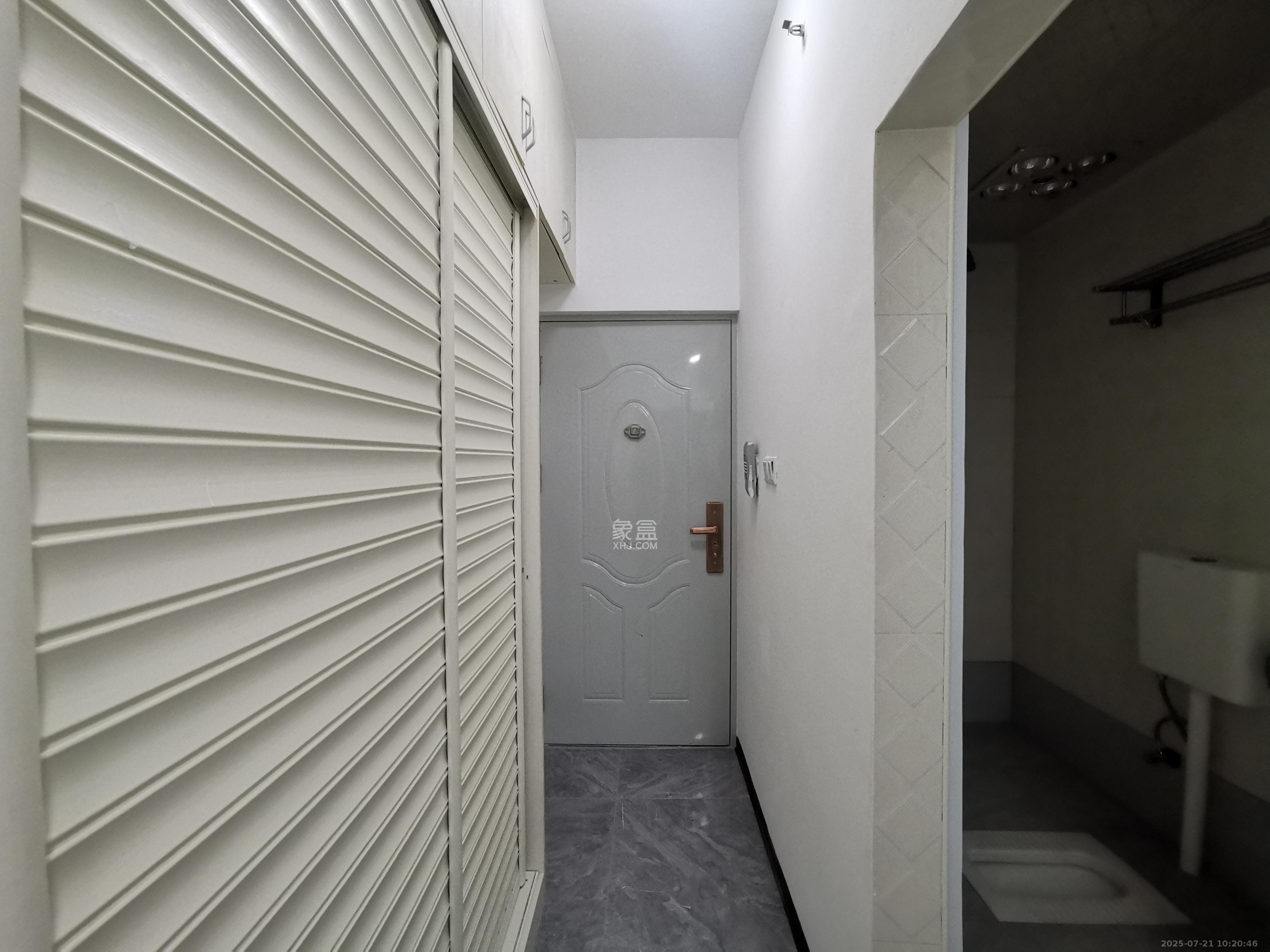 怡海星城 1室1厅1卫 900.0元/月 怡海星城 1室1厅1卫 900.0元/月室内图