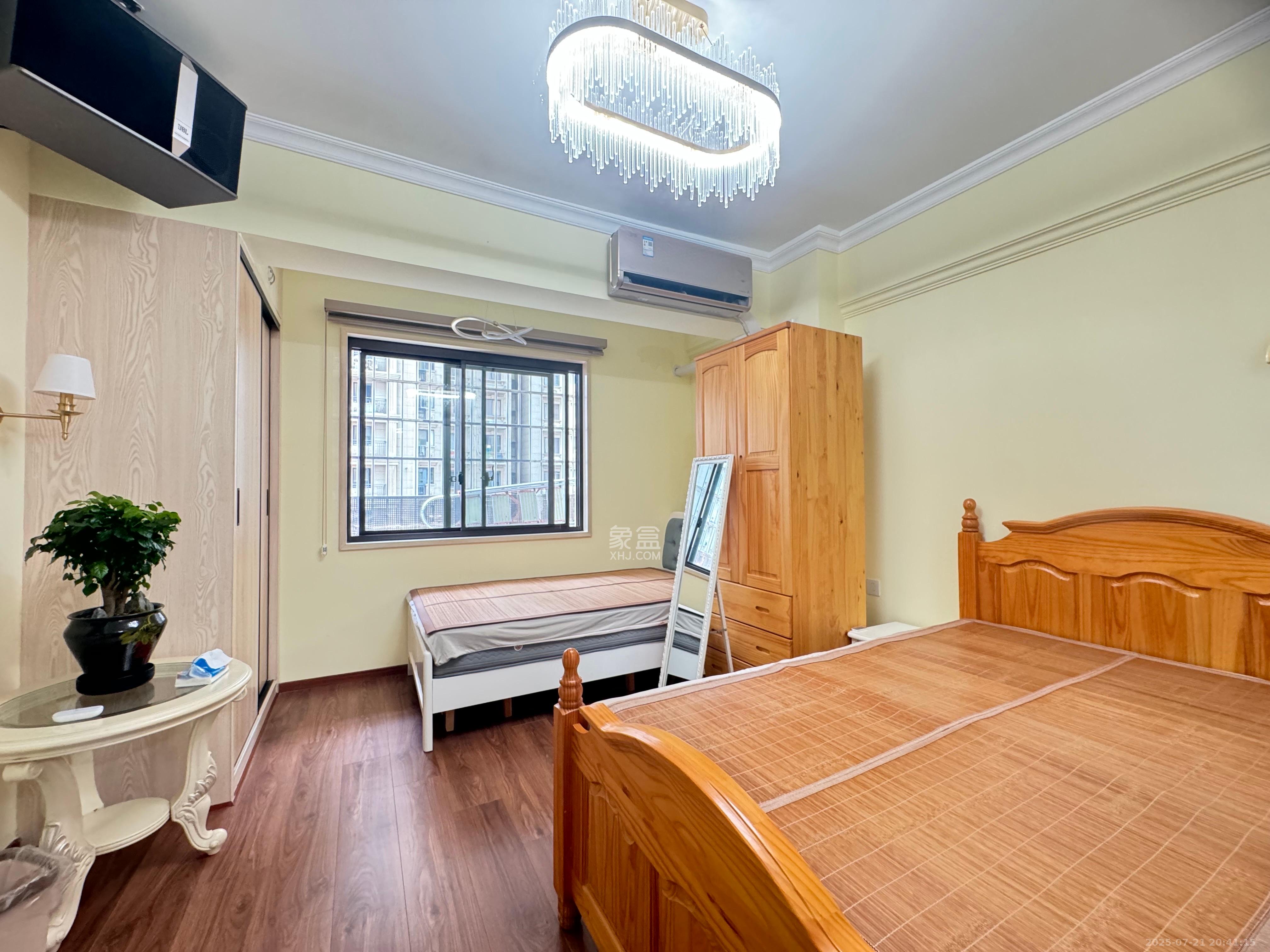 阳光锦城 1室1厅1卫 2200.0元/月 阳光锦城 1室1厅1卫 2200.0元/月室内图