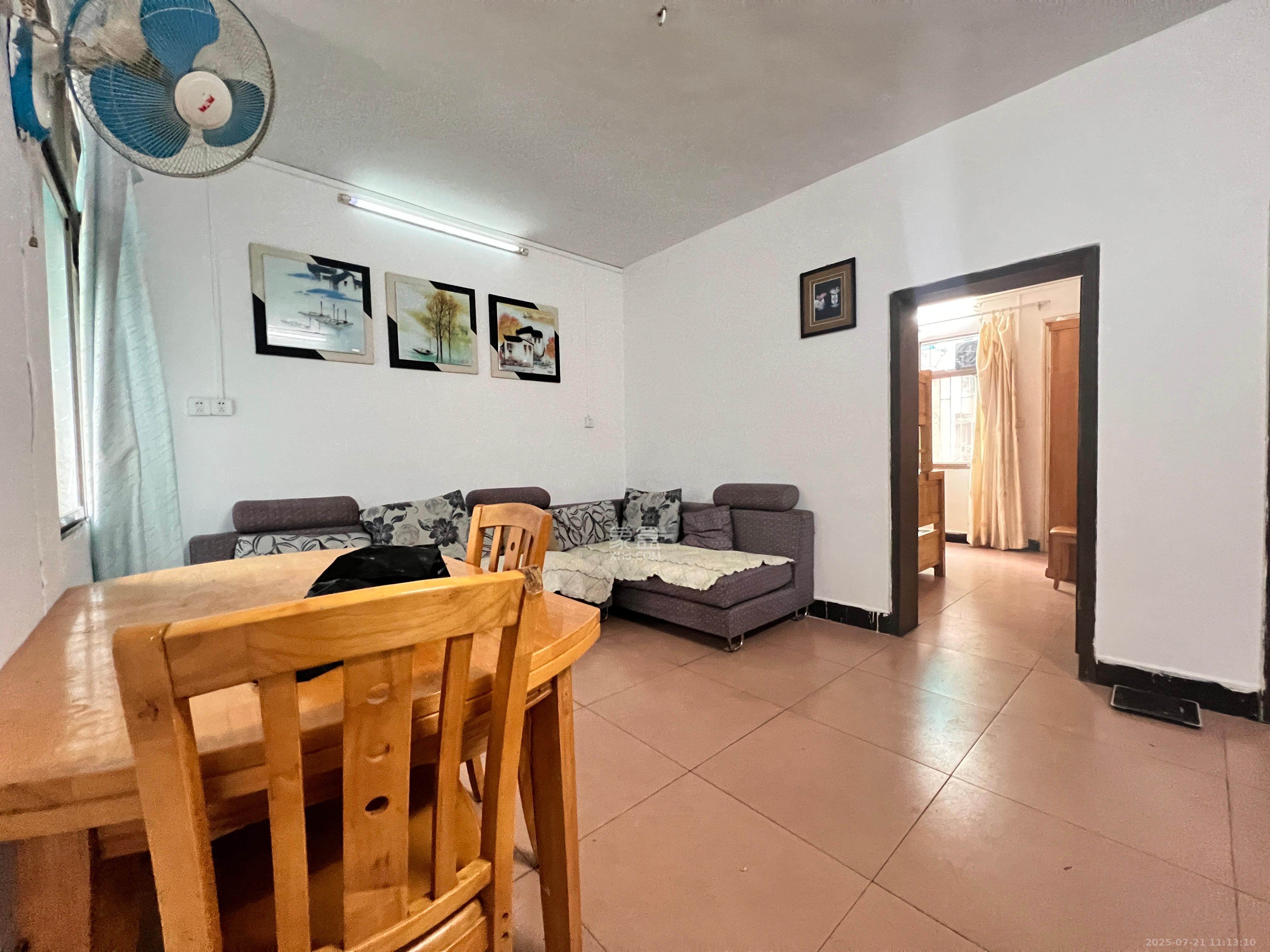 红旗区四片 2室1厅1卫 2000.0元/月 红旗区四片 2室1厅1卫 2000.0元/月室内图