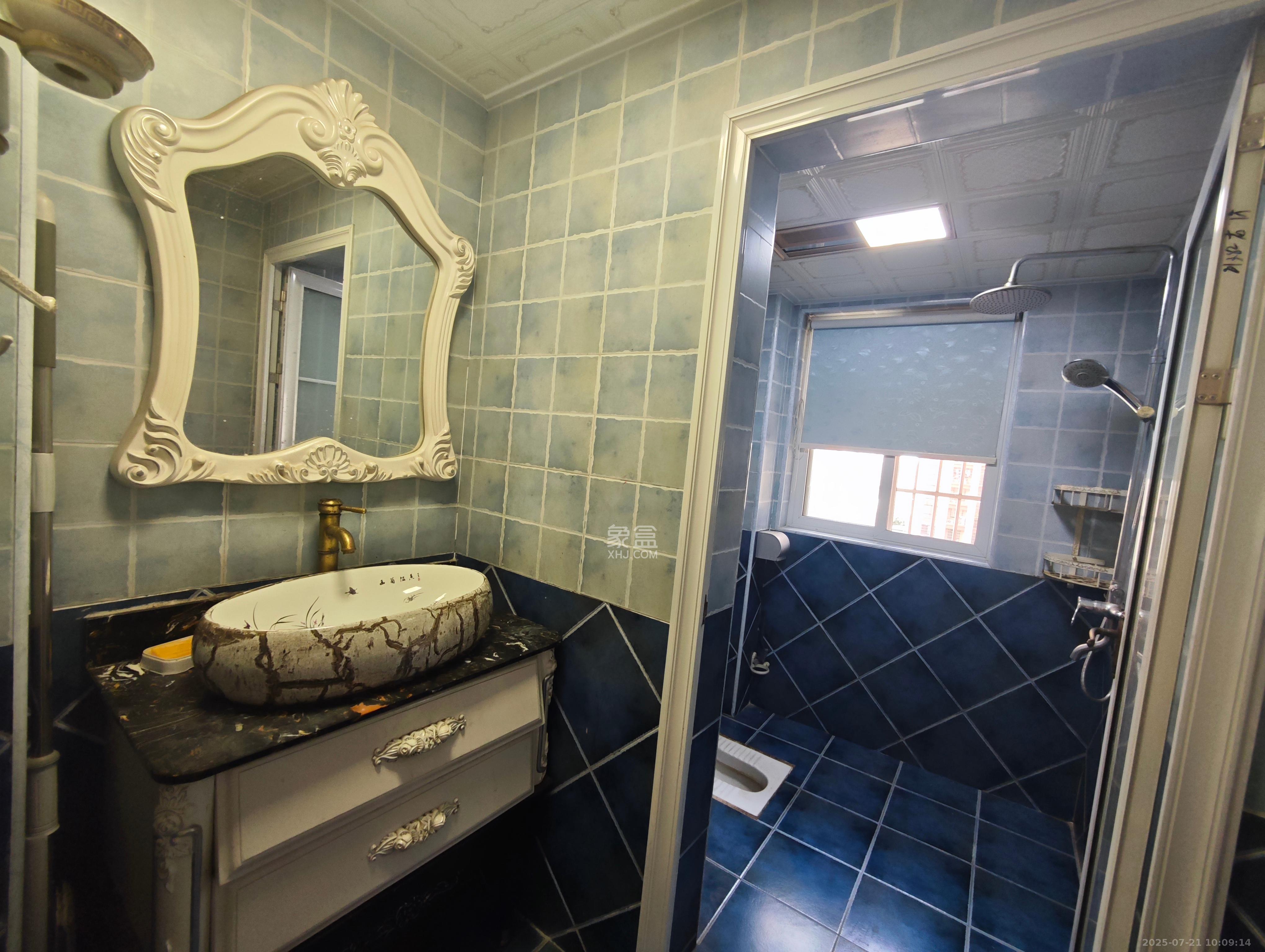 领东汇 3室1厅2卫 2400.0元/月 领东汇 3室1厅2卫 2400.0元/月室内图