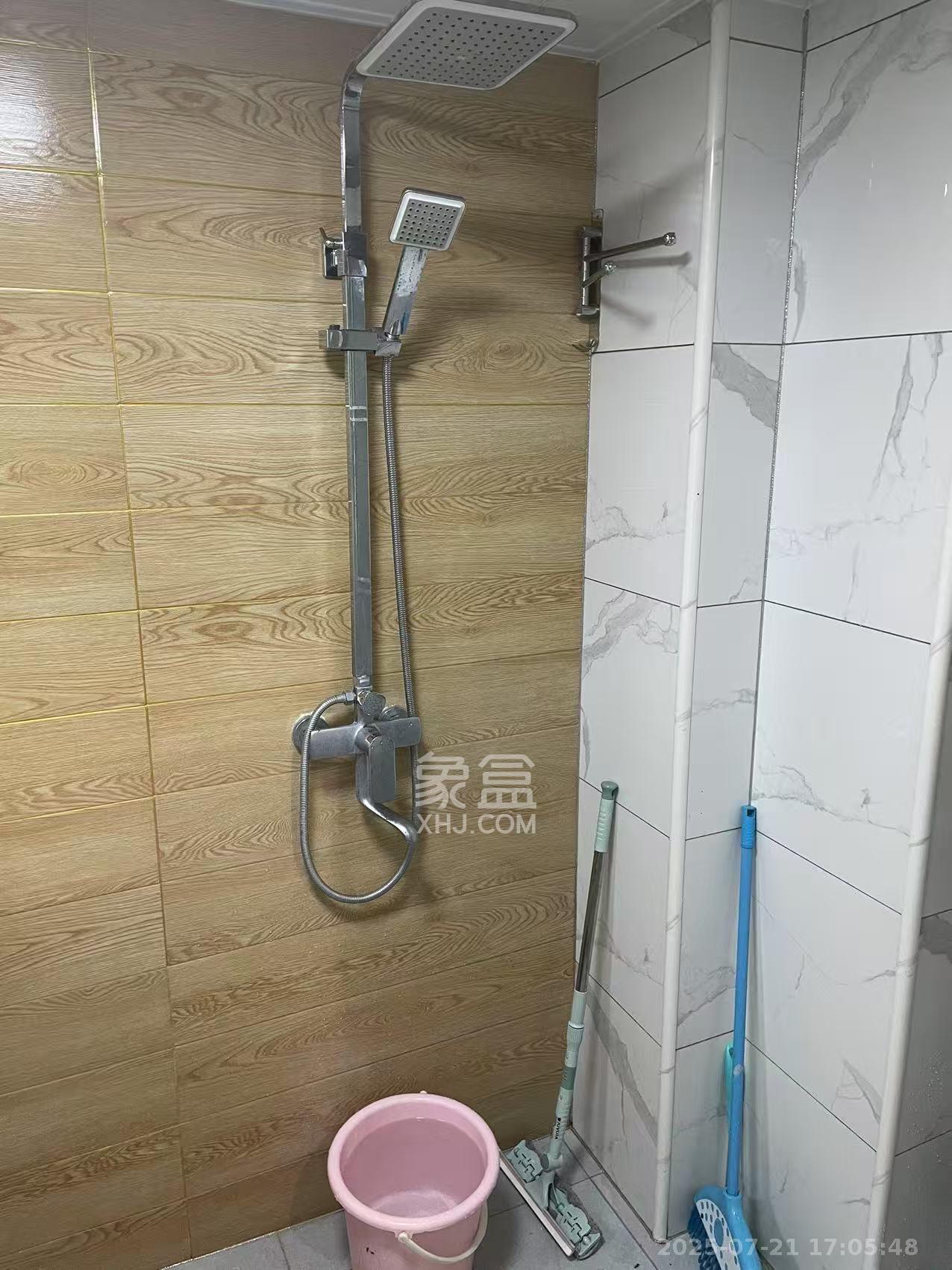西子湖畔沃府  2室2厅1卫   2200.00元/月室内图