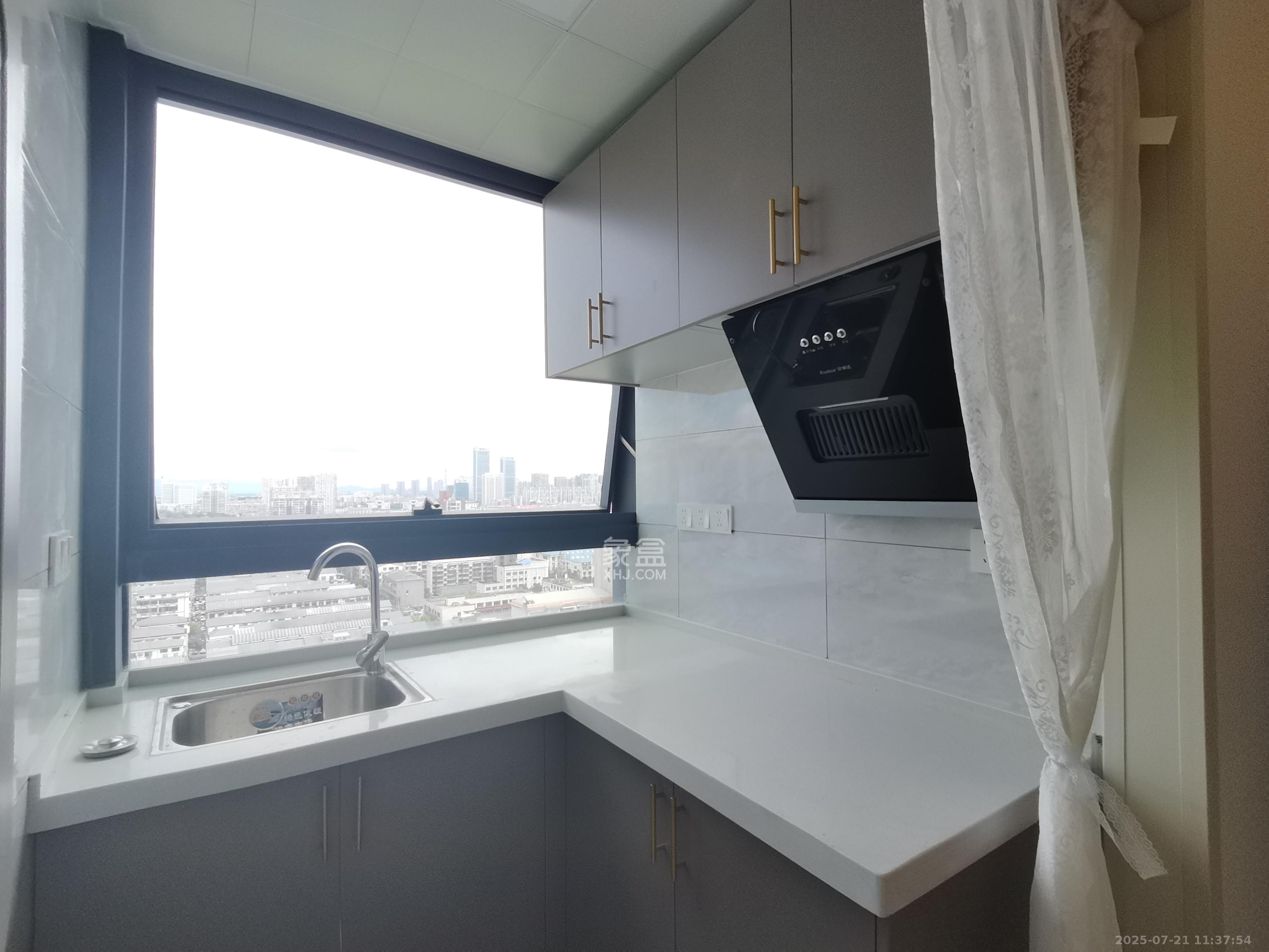 中茂城  1室1厅1卫   1200.00元/月室内图