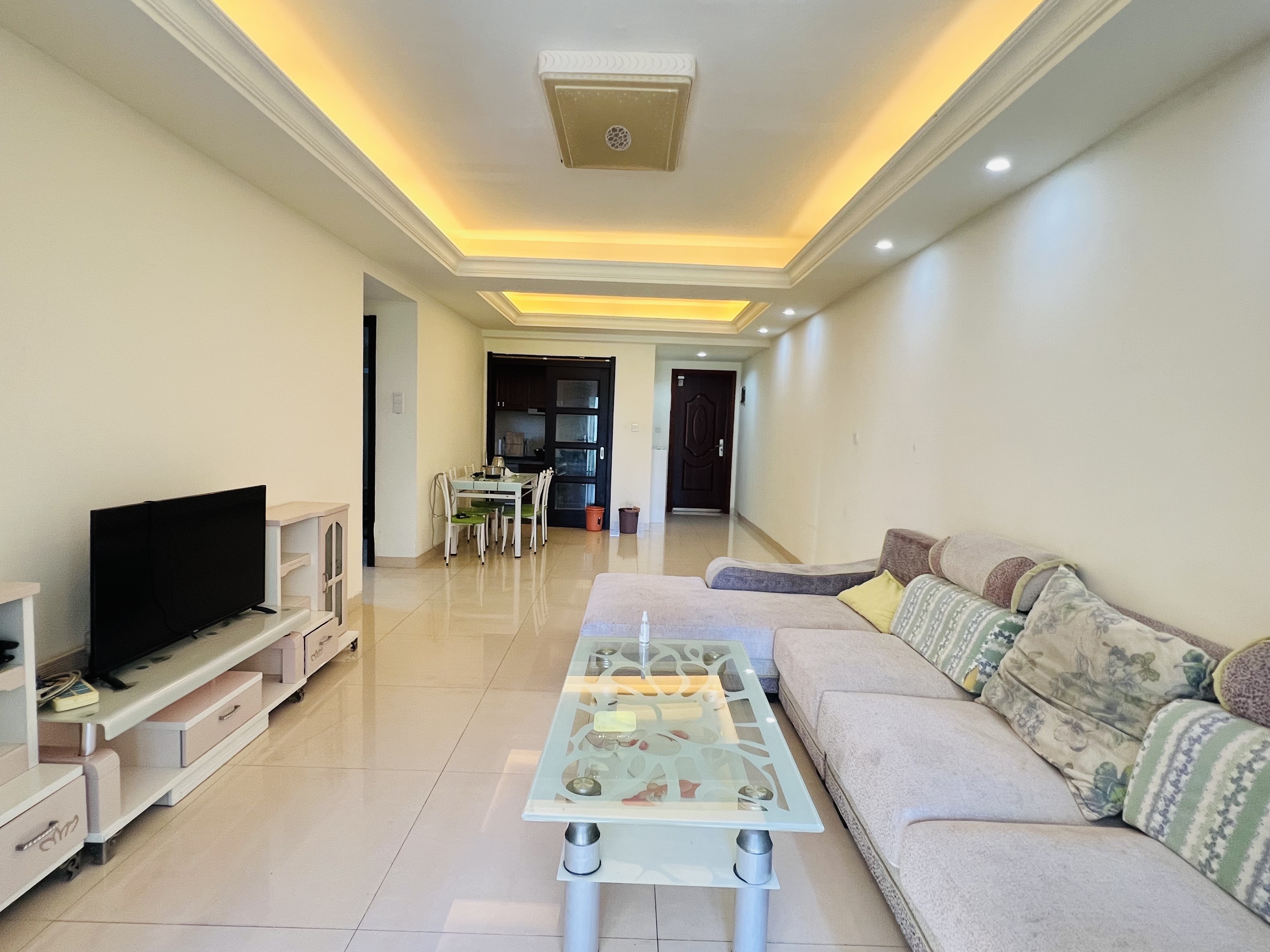 碧桂园 3室2厅1卫 1600.0元/月 碧桂园 3室2厅1卫 1600.0元/月室内图