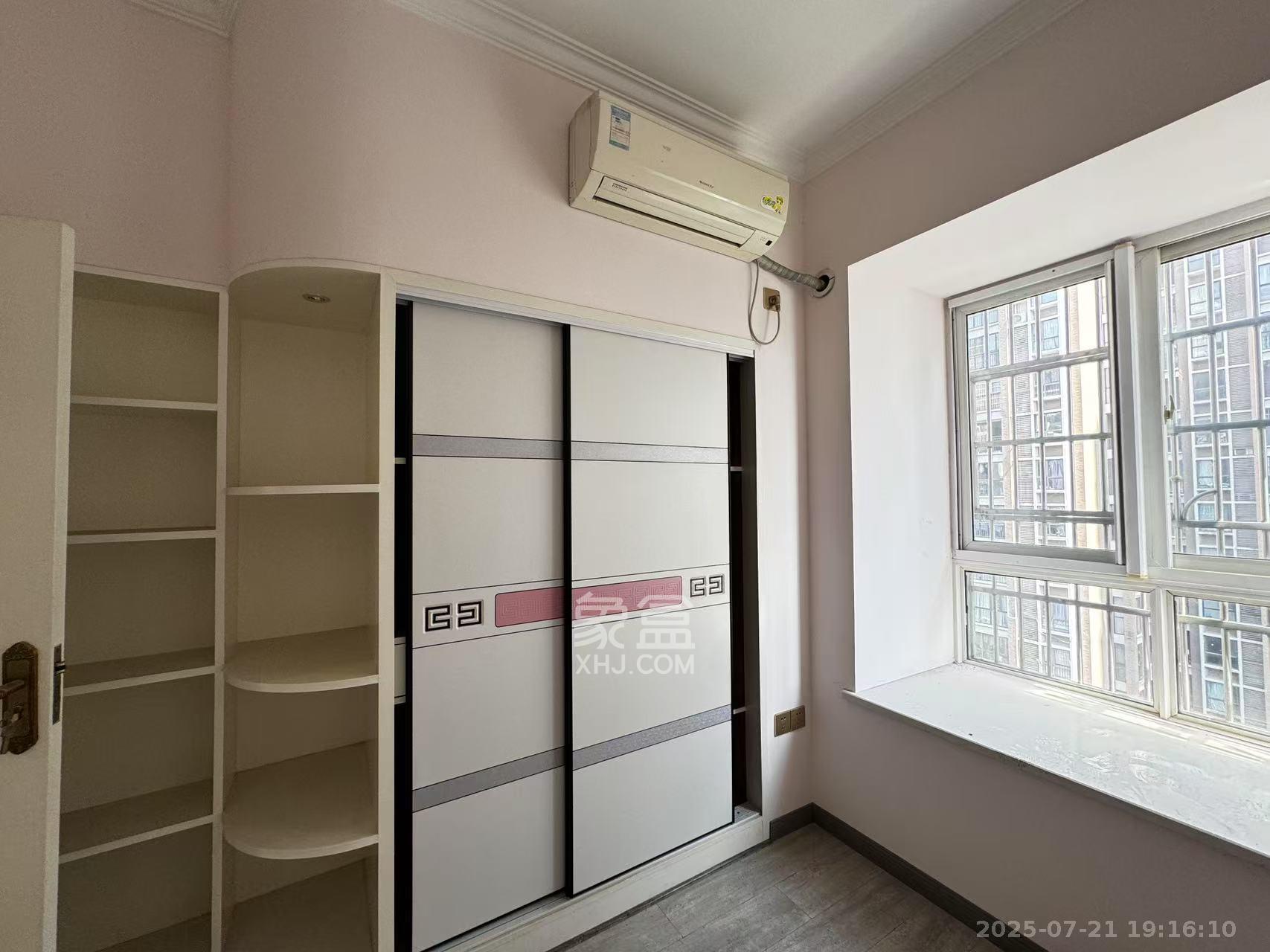 景上鑫苑 3室2厅1卫 1700.0元/月 景上鑫苑 3室2厅1卫 1700.0元/月室内图