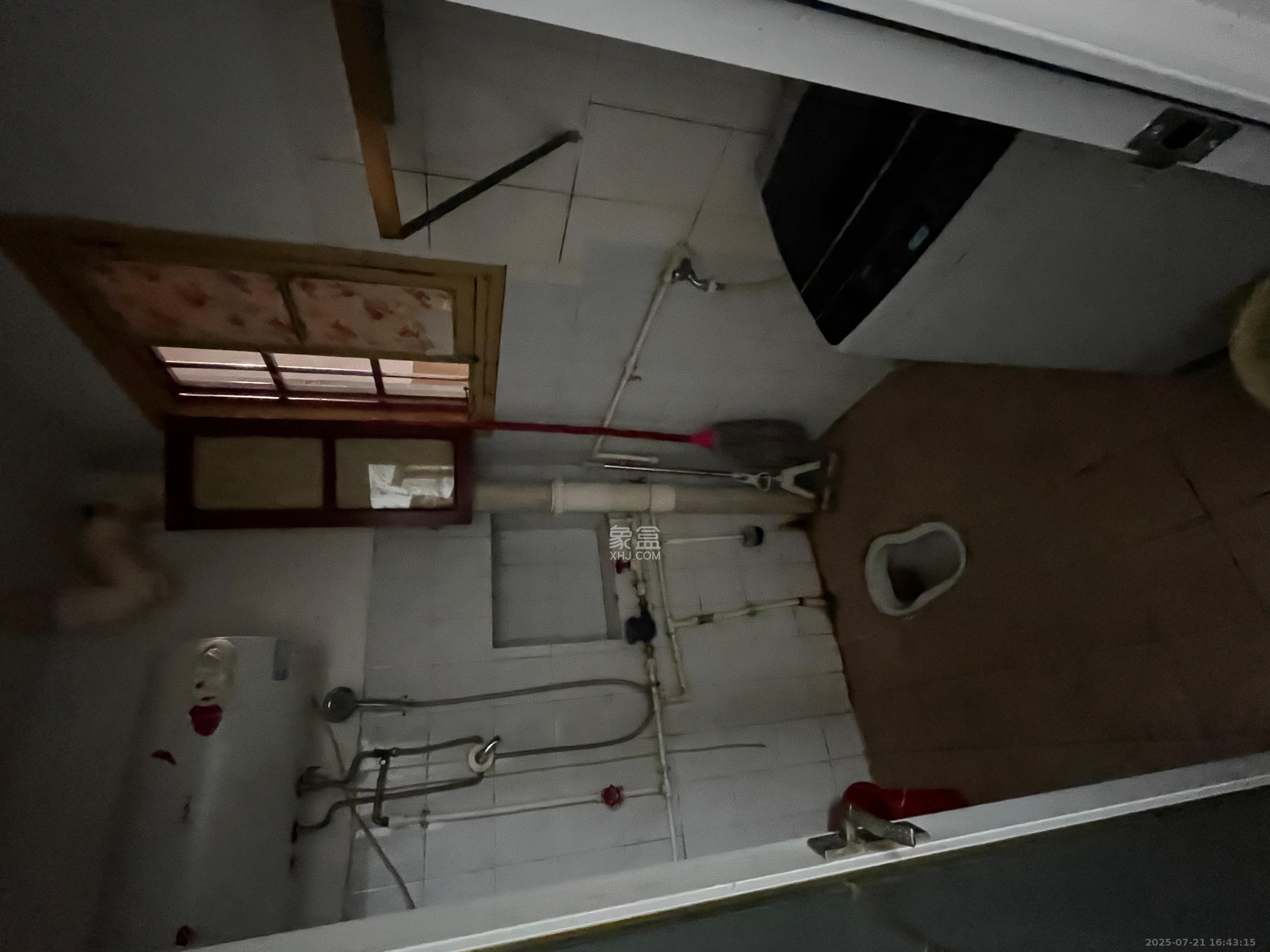 涧塘小区  2室1厅1卫    1600.0元/月室内图