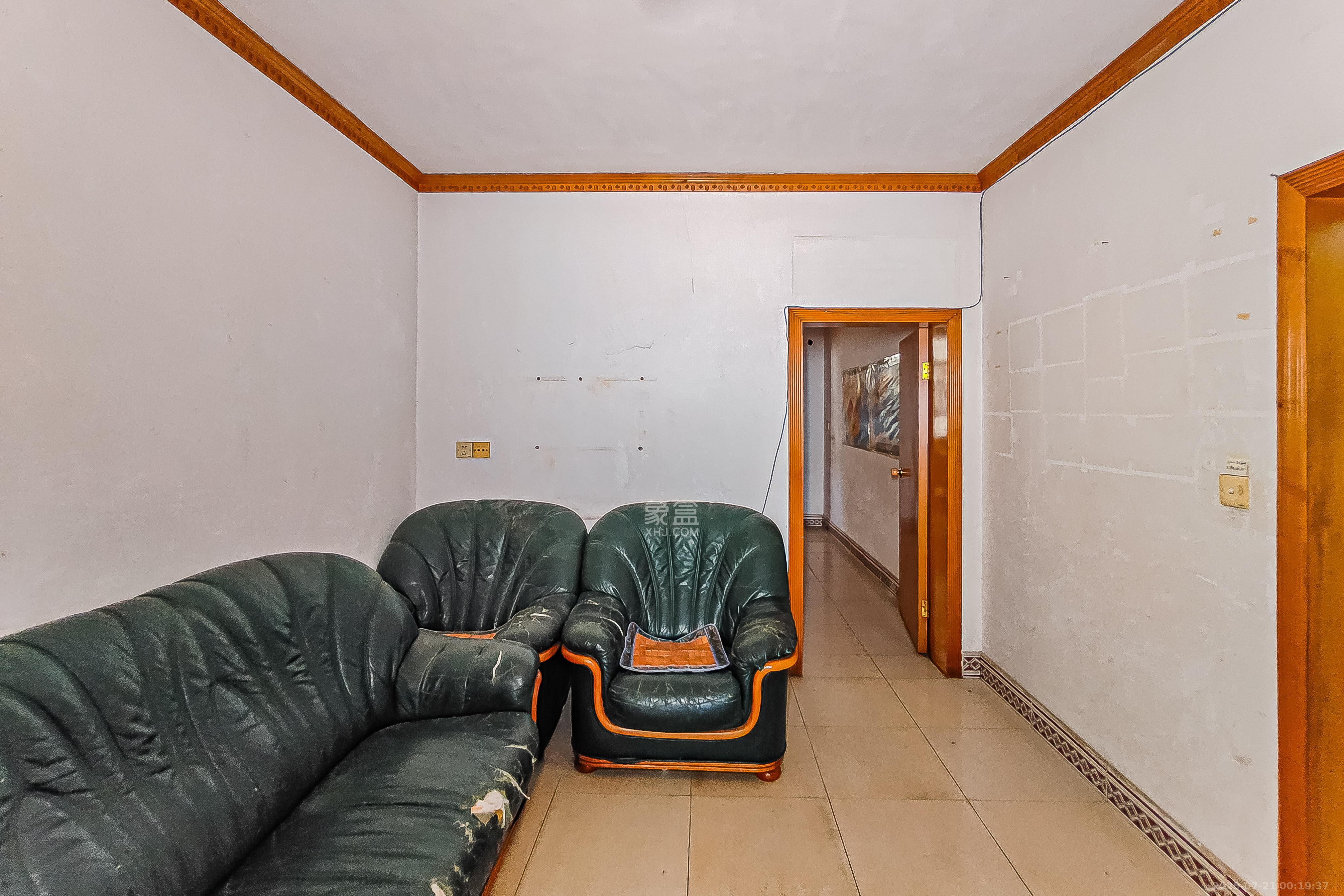 文庙坪小区  2室1厅1卫    62.8万 文庙坪小区  2室1厅1卫    62.8万客厅