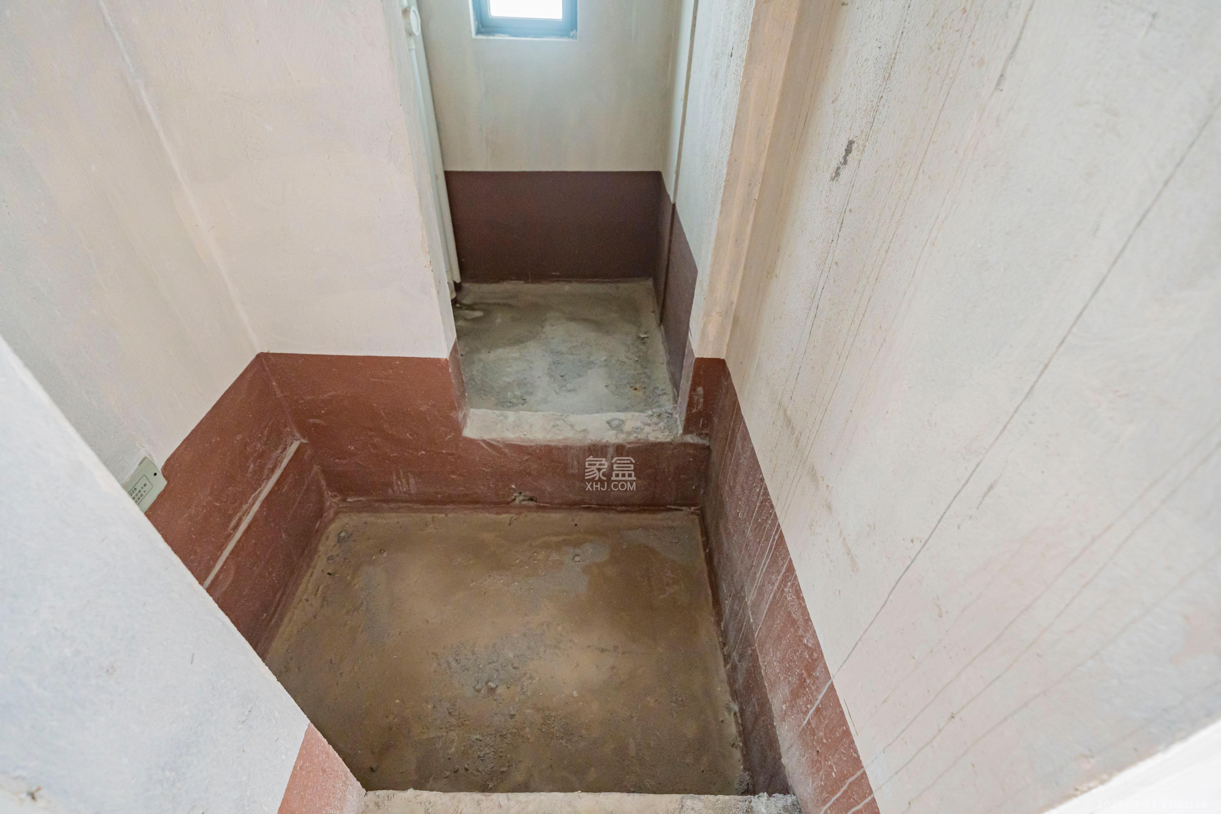 城发恒伟东风映1897  4室2厅2卫    200.0万 城发恒伟东风映1897  4室2厅2卫    200.0万卫生间