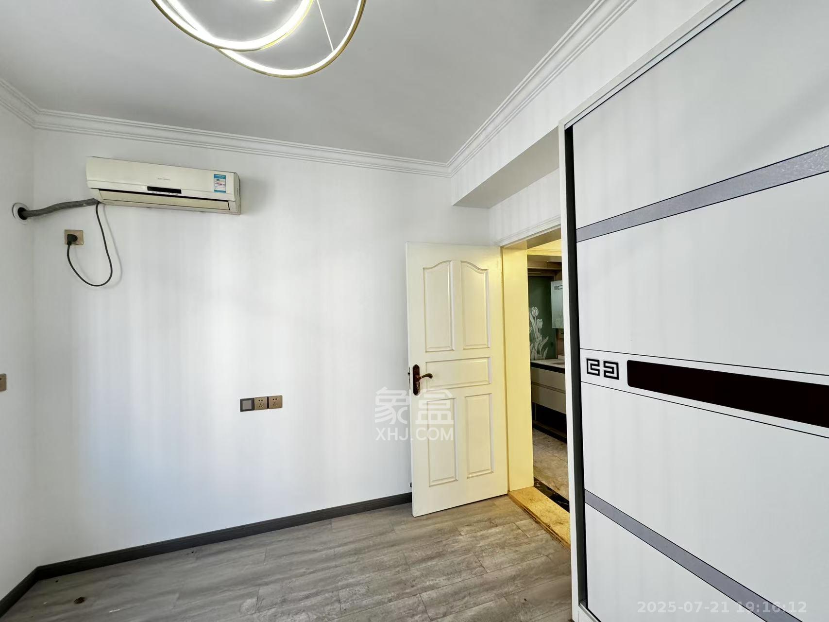 景上鑫苑 3室2厅1卫 1700.0元/月 景上鑫苑 3室2厅1卫 1700.0元/月室内图