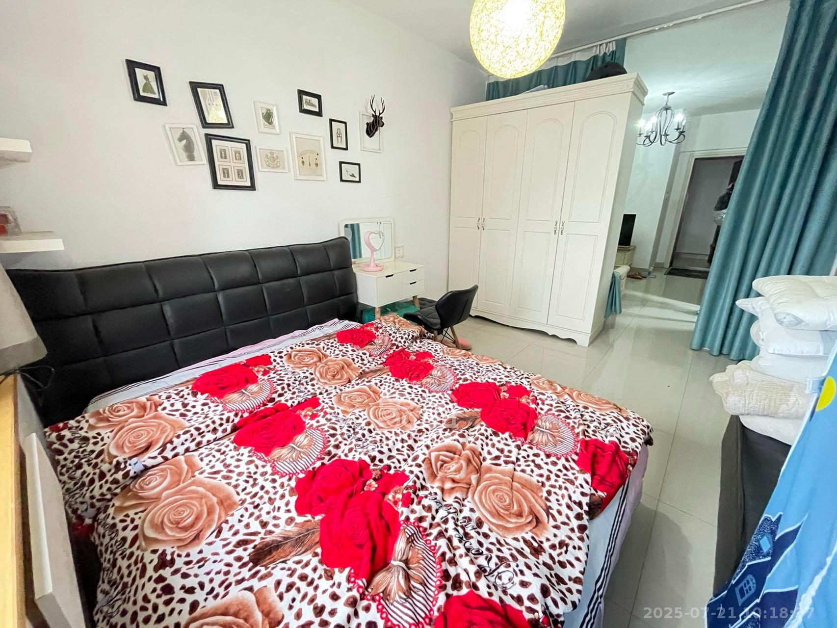 兴威帕克水岸 1室1厅1卫 1600.0元/月 兴威帕克水岸 1室1厅1卫 1600.0元/月室内图