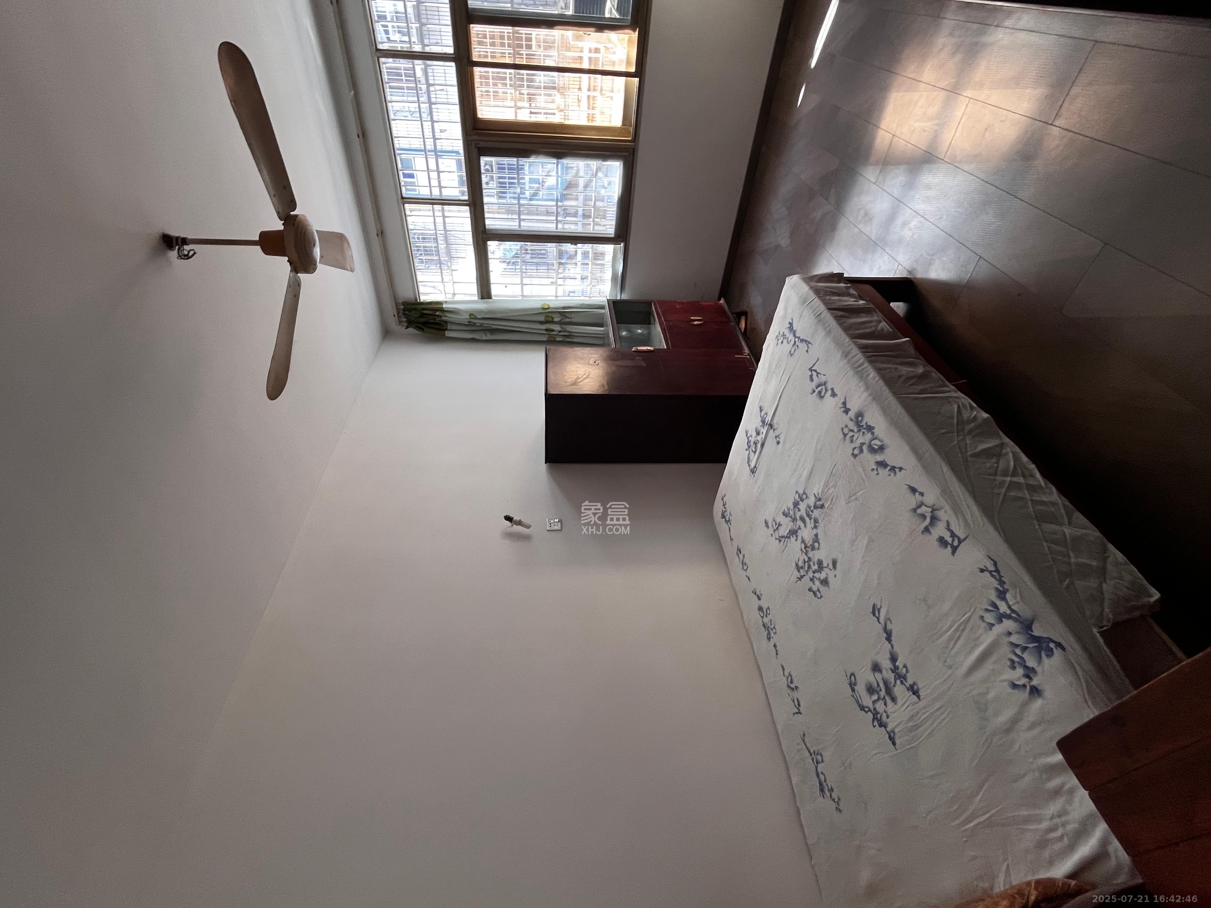 涧塘小区  2室1厅1卫    1600.0元/月室内图