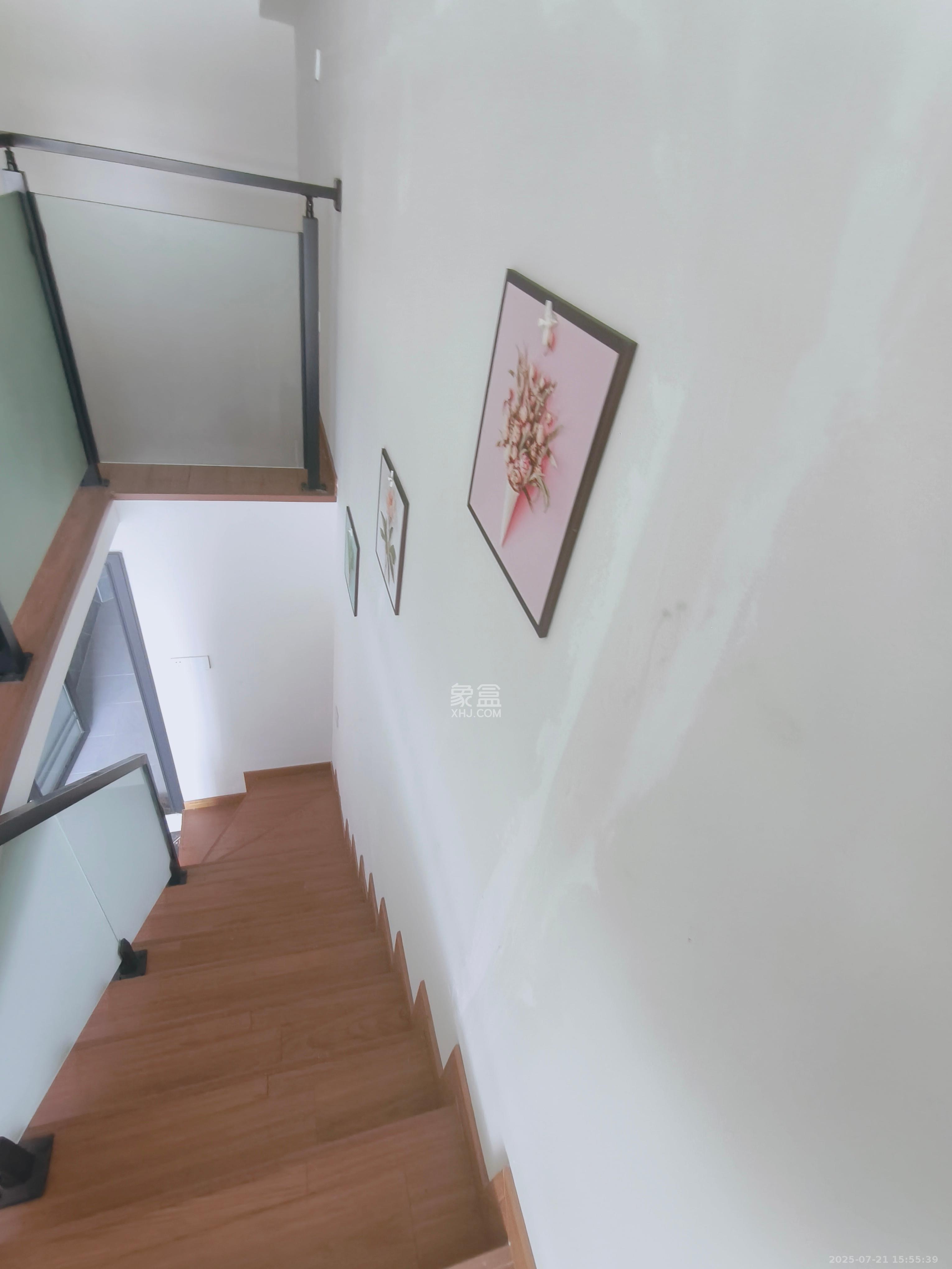 梅溪半岛  1室0厅0卫    2500.0元/月室内图